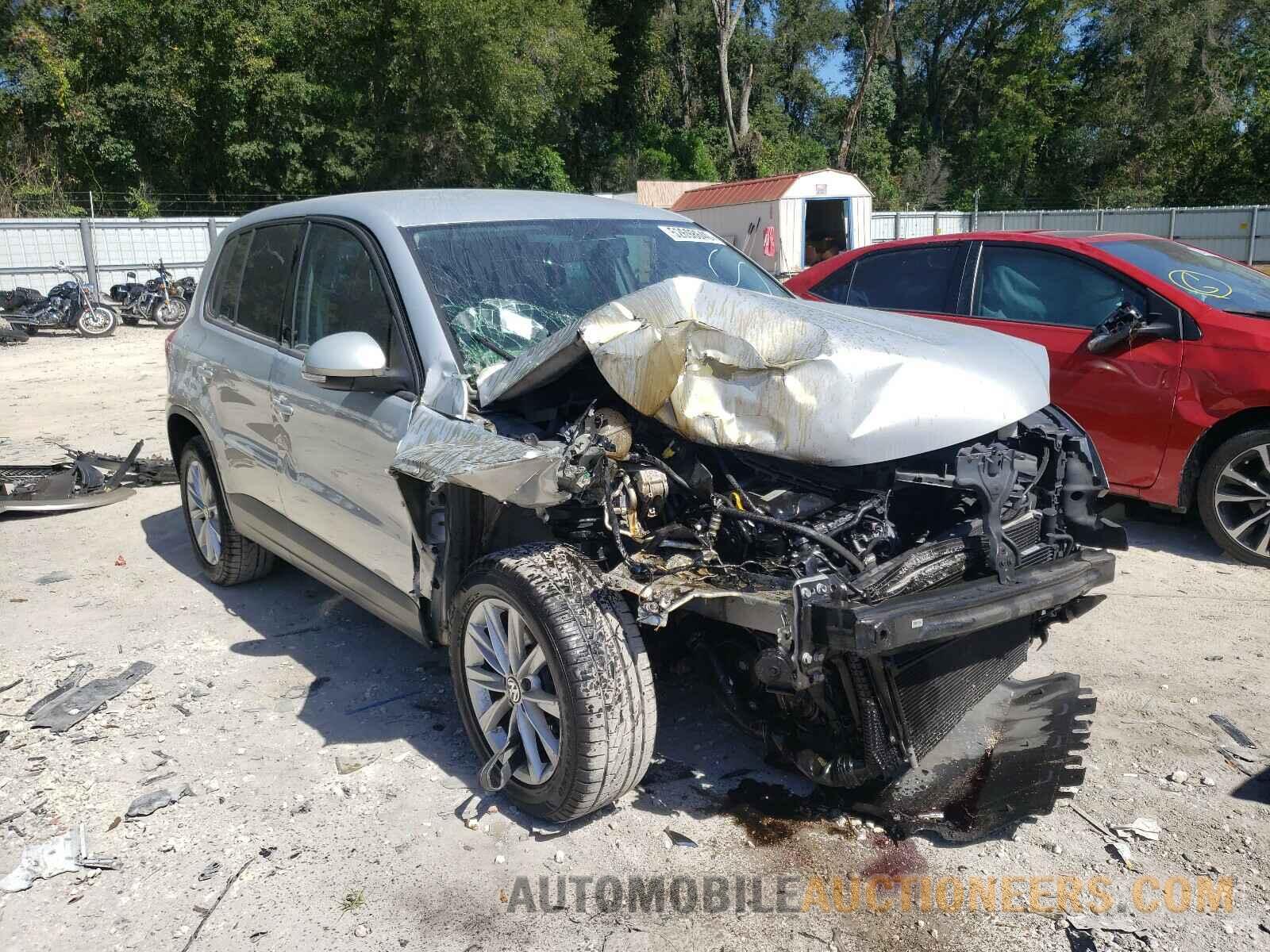 WVGAV3AX1EW590292 VOLKSWAGEN TIGUAN 2014