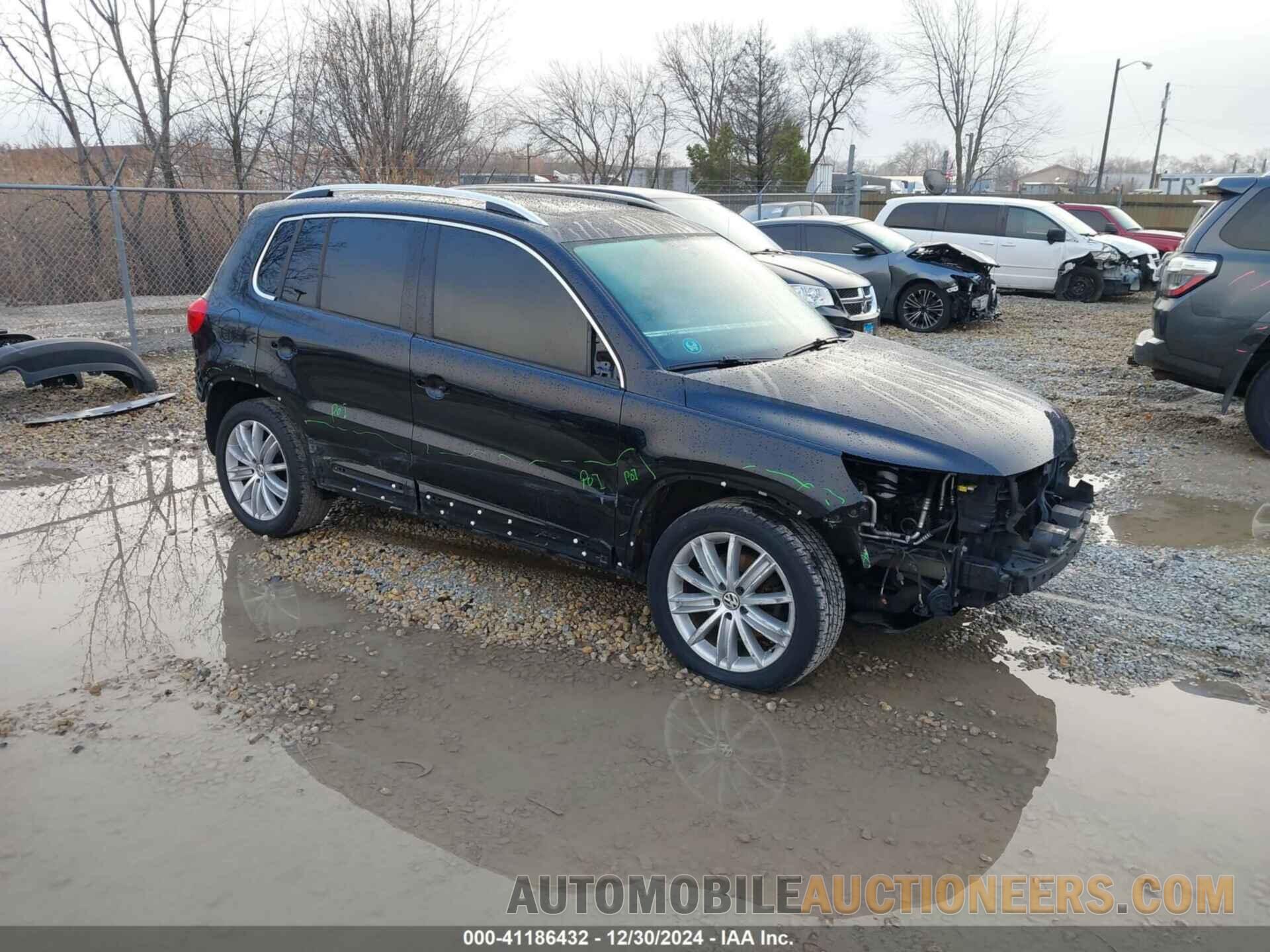 WVGAV3AX3EW563837 VOLKSWAGEN TIGUAN 2014