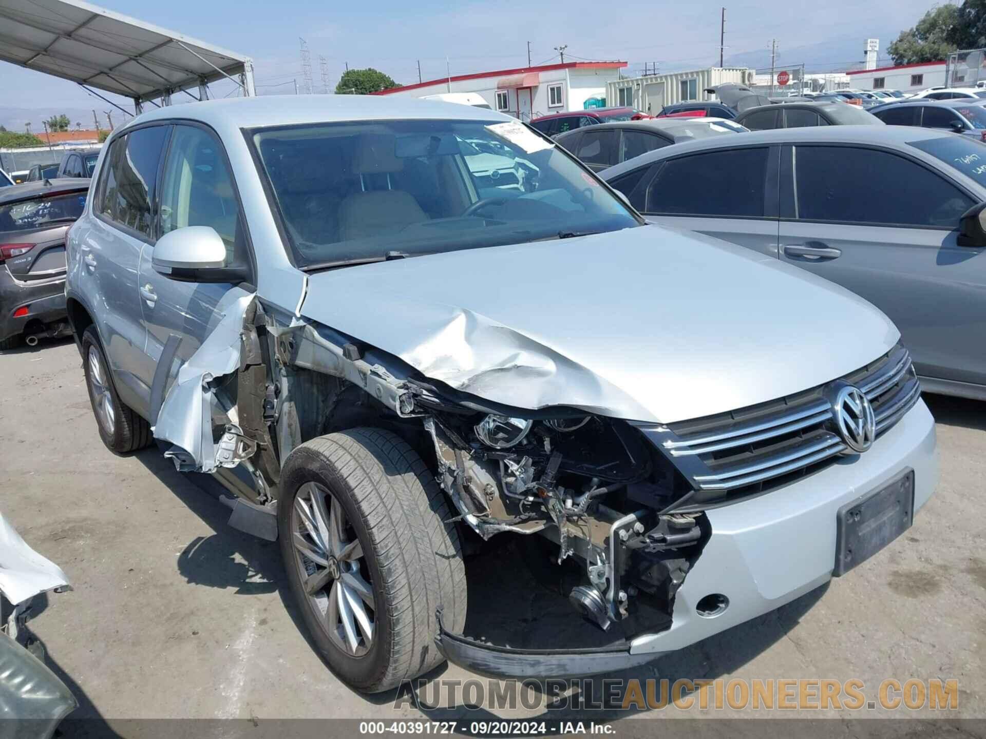 WVGAV3AX5EW042442 VOLKSWAGEN TIGUAN 2014