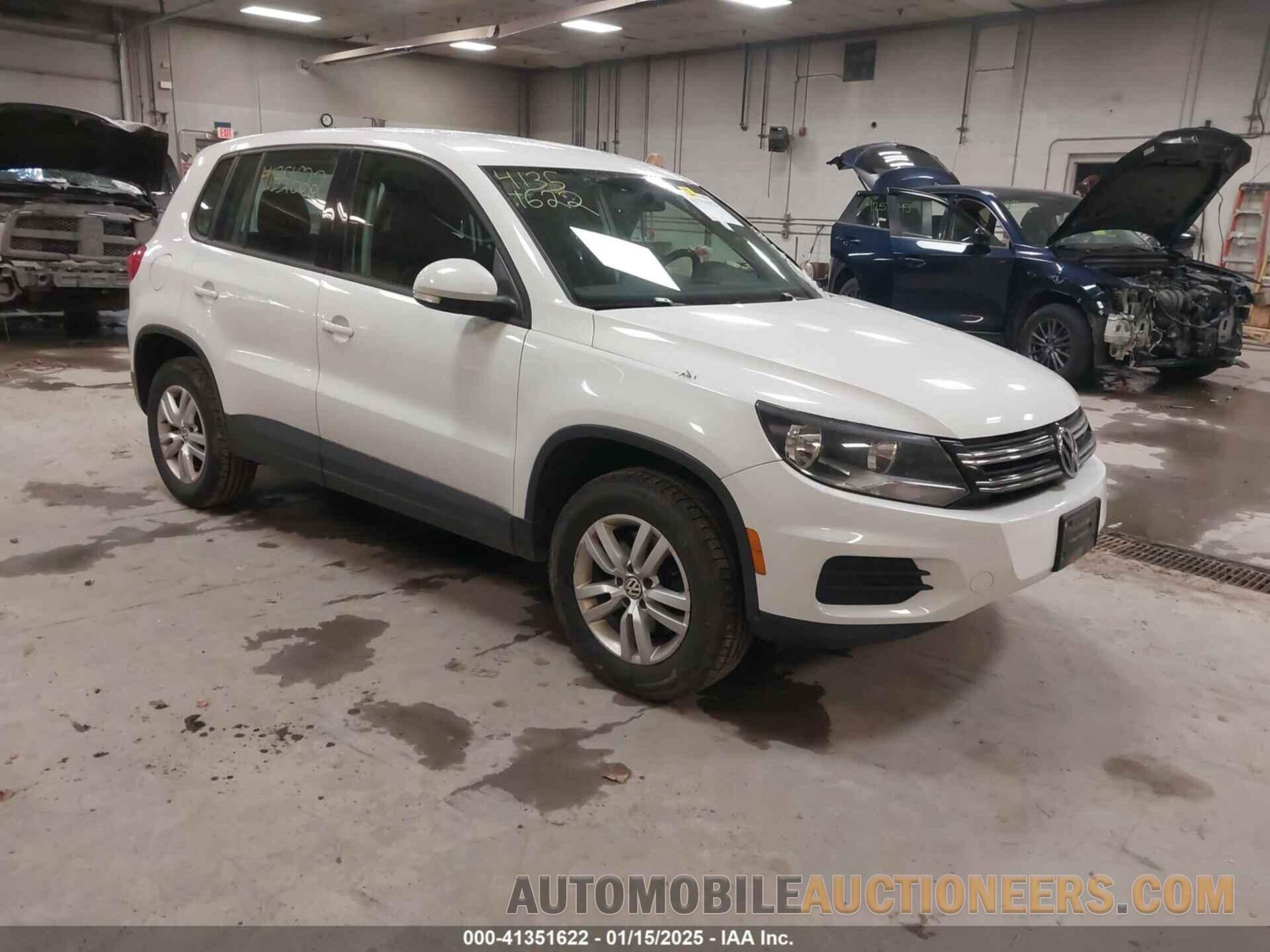 WVGAV3AX8EW584599 VOLKSWAGEN TIGUAN 2014