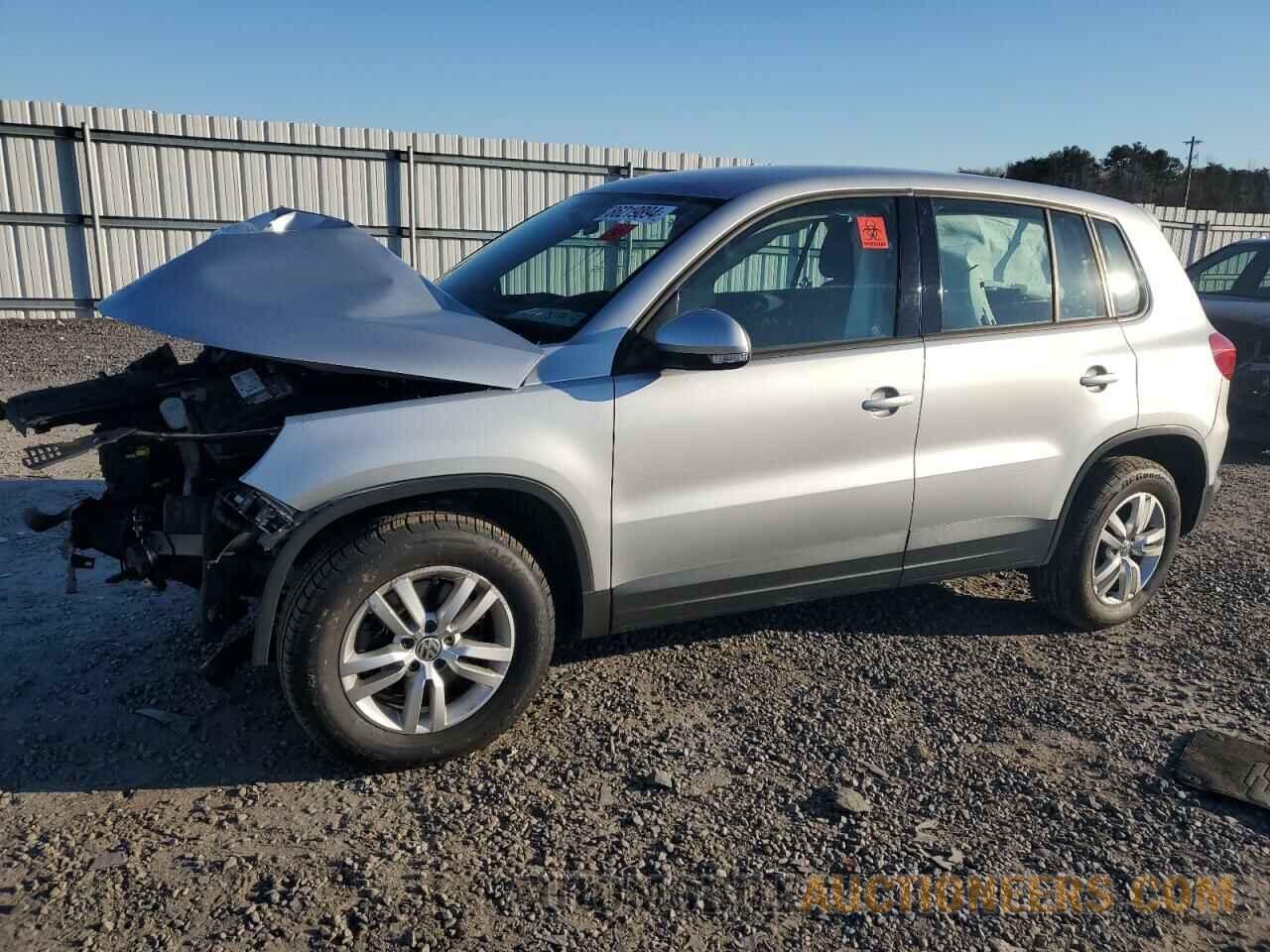 WVGAV3AXXEW599301 VOLKSWAGEN TIGUAN 2014