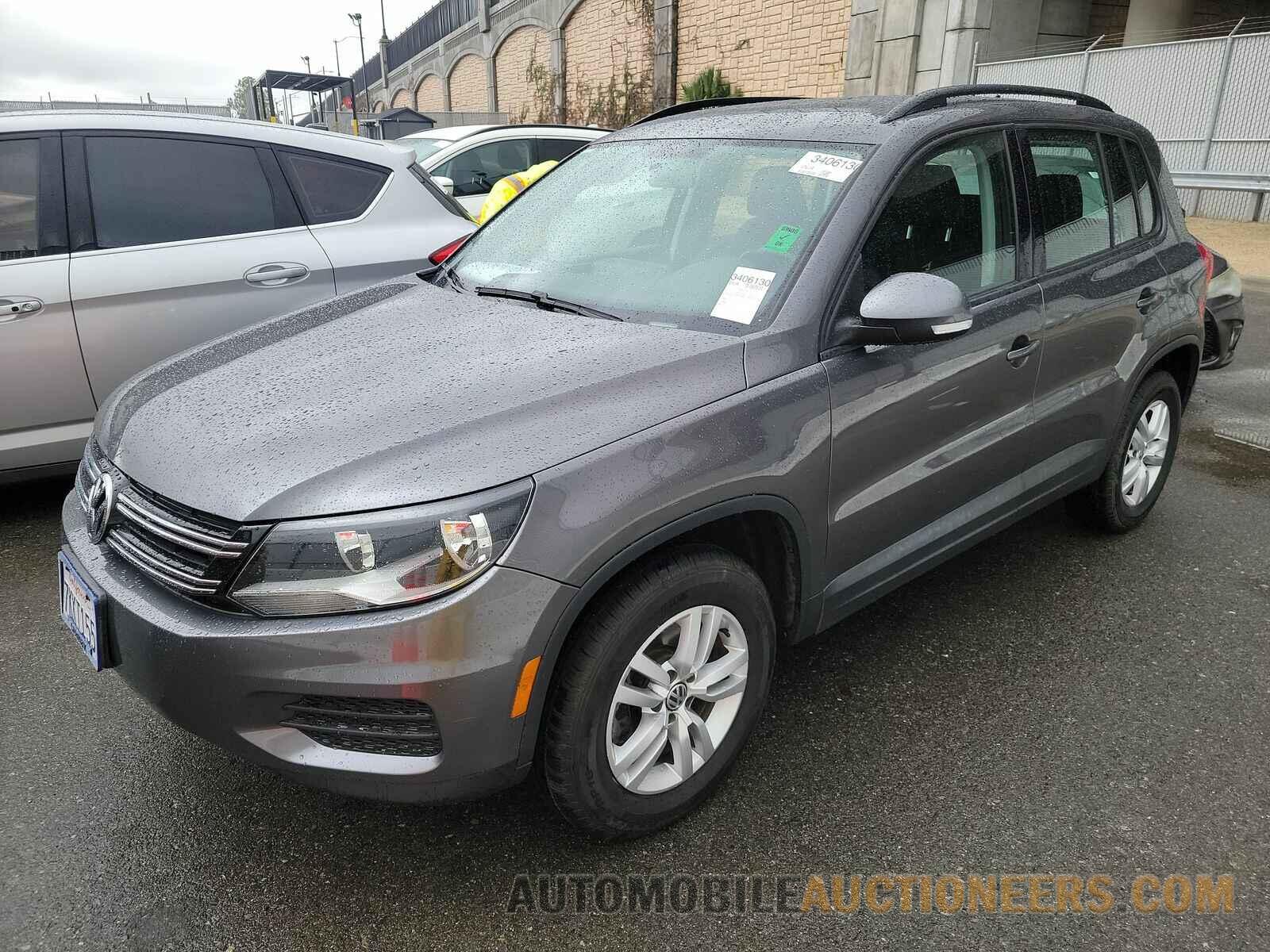 WVGAV7AX0FW551234 Volkswagen Tiguan 2015