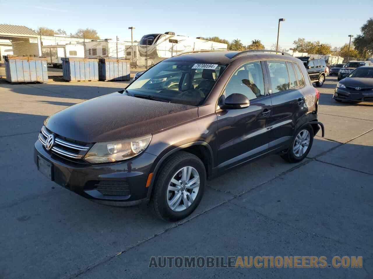 WVGAV7AX0GW586311 VOLKSWAGEN TIGUAN 2016