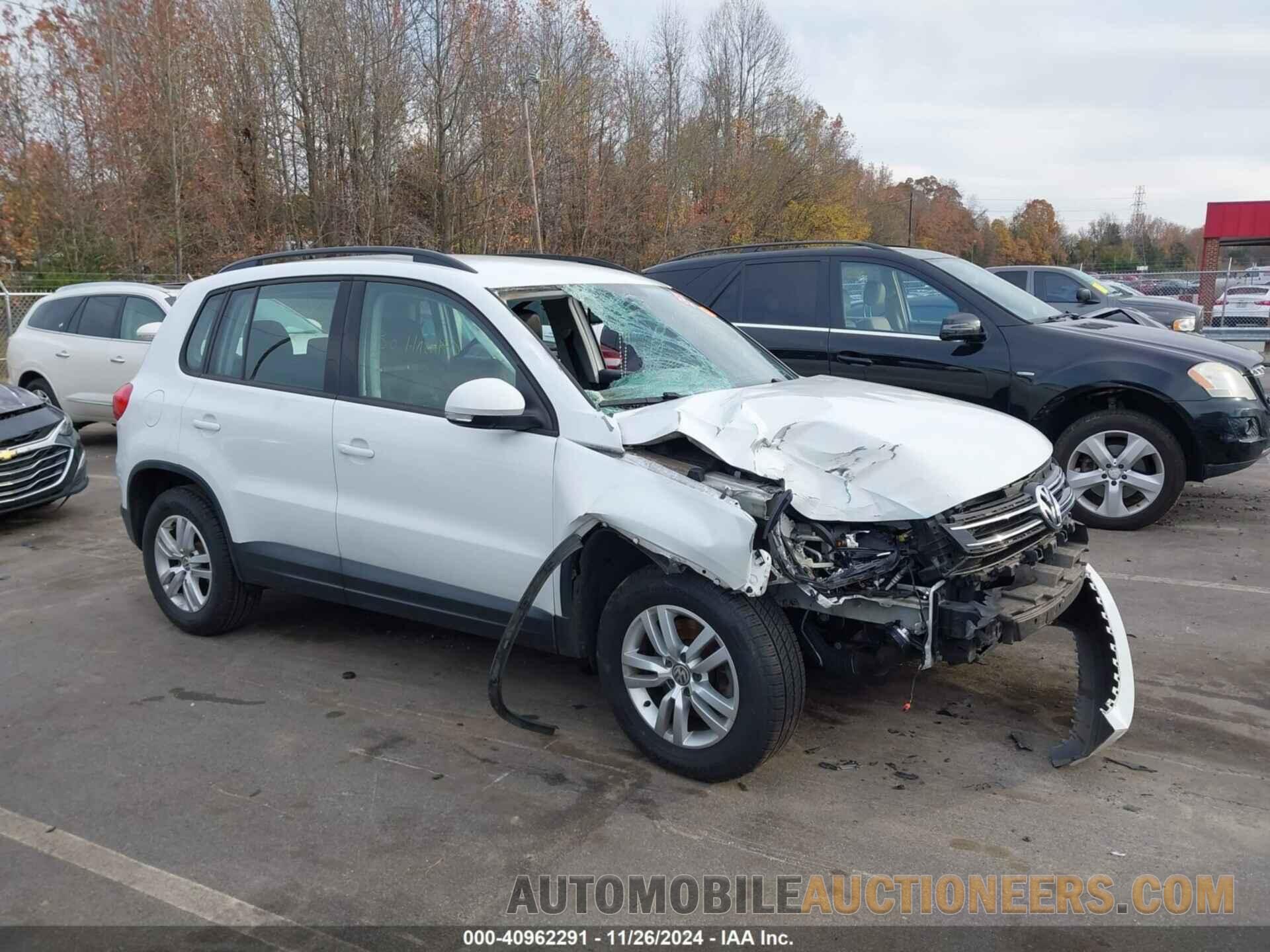 WVGAV7AX0GW604029 VOLKSWAGEN TIGUAN 2016