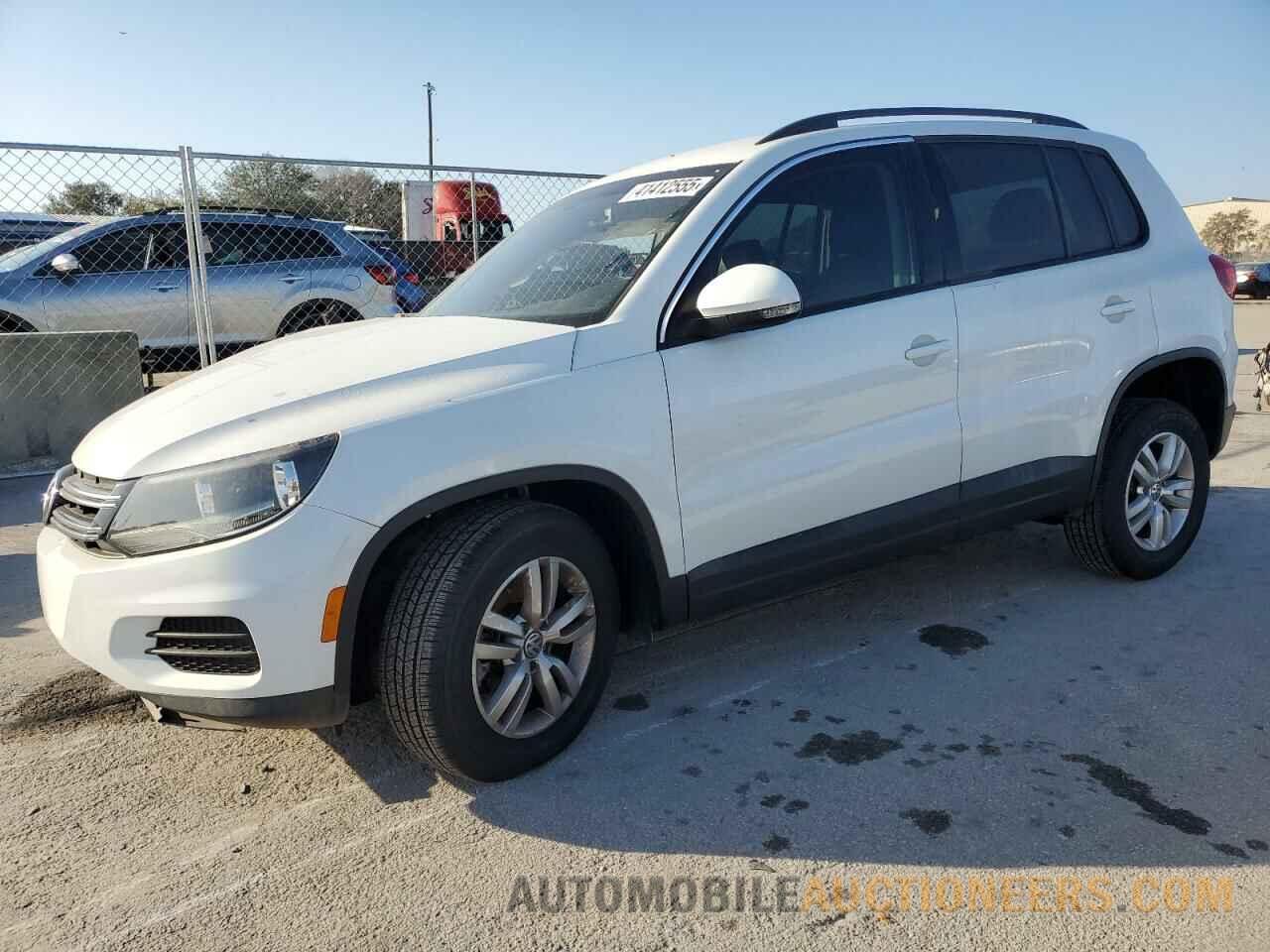 WVGAV7AX0HK031335 VOLKSWAGEN TIGUAN 2017