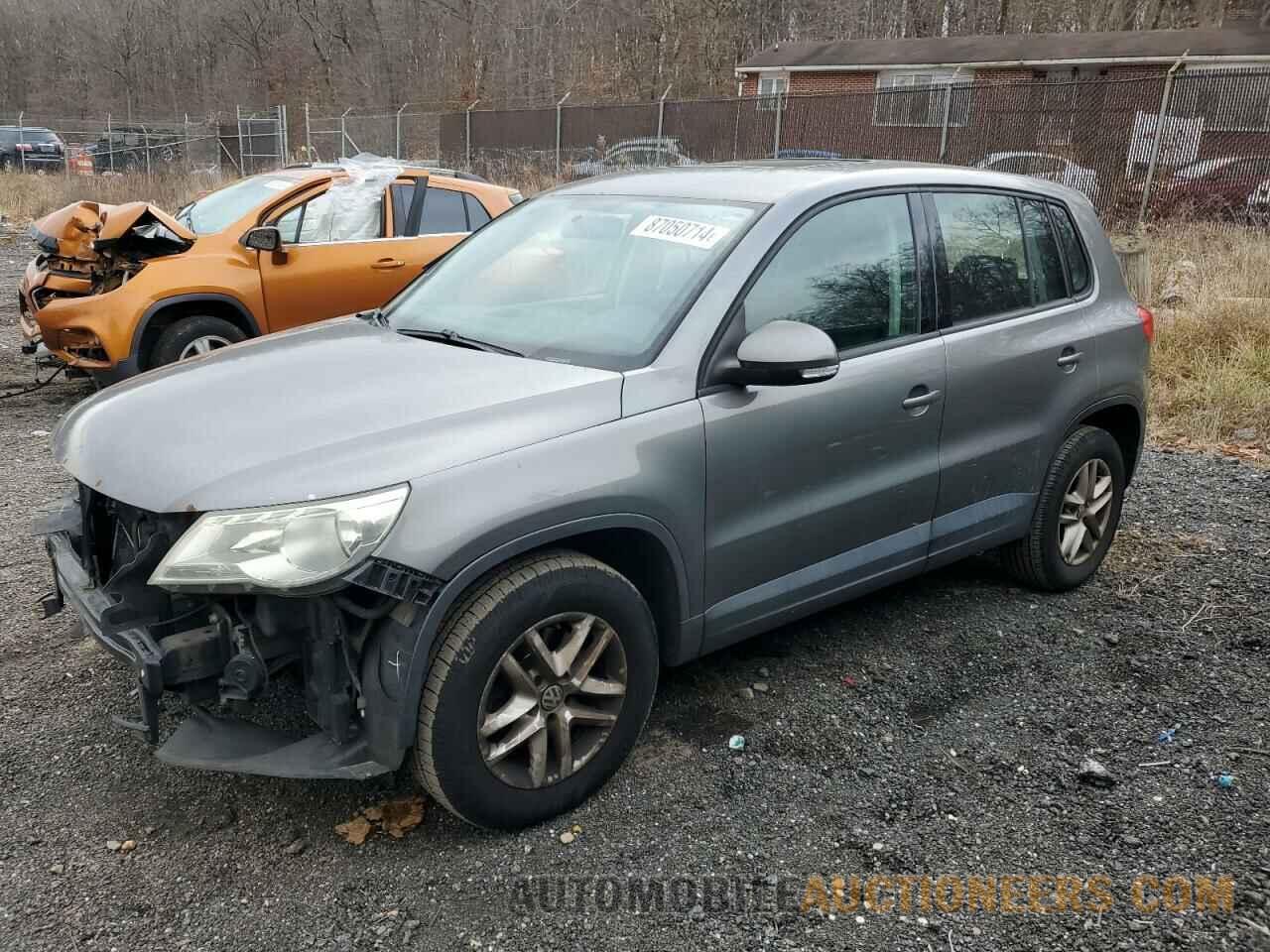 WVGAV7AX1BW538230 VOLKSWAGEN TIGUAN 2011