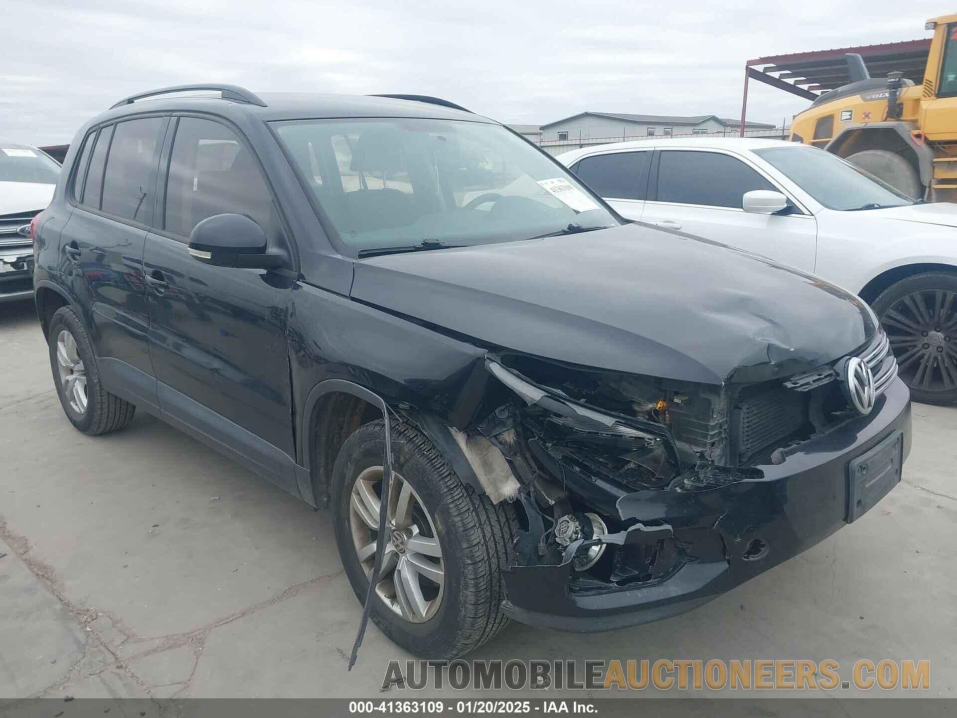 WVGAV7AX1FW506884 VOLKSWAGEN TIGUAN 2015