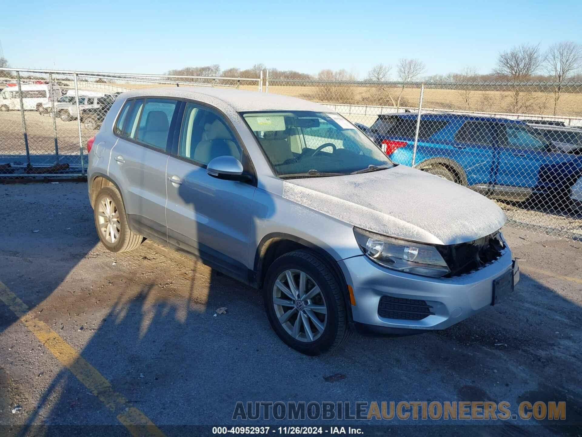 WVGAV7AX1HK044434 VOLKSWAGEN TIGUAN 2017