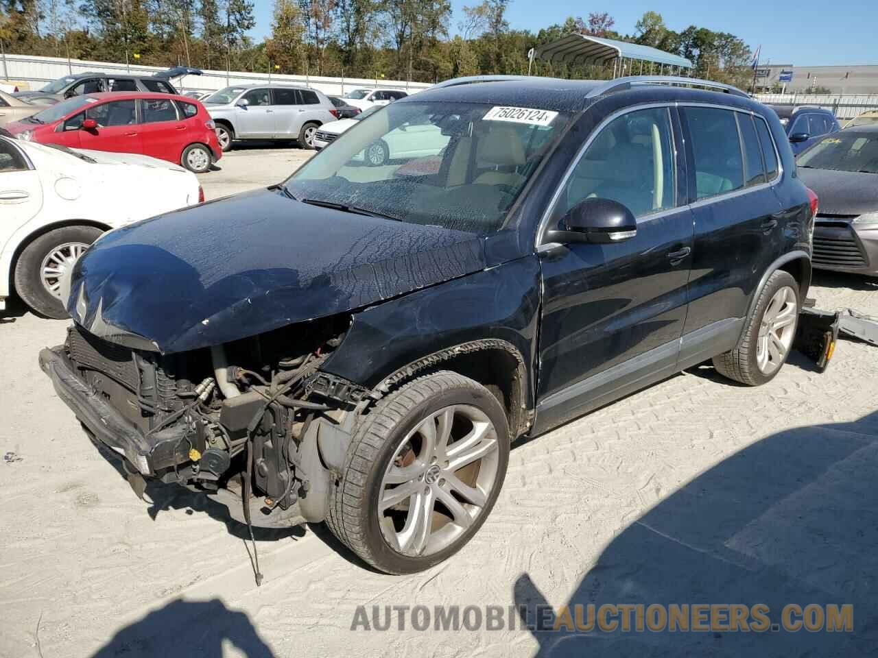 WVGAV7AX2DW548364 VOLKSWAGEN TIGUAN 2013