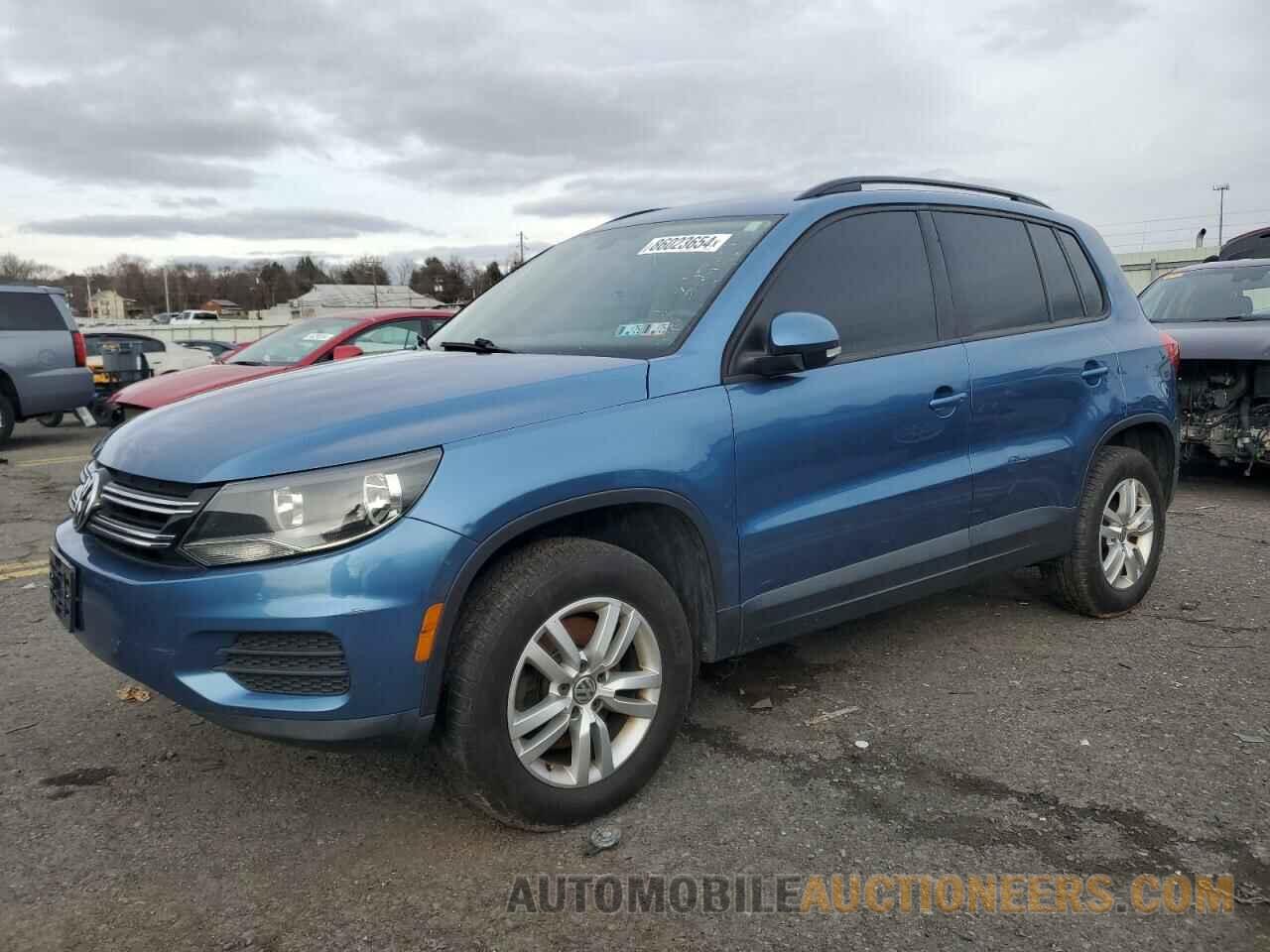 WVGAV7AX2HK009353 VOLKSWAGEN TIGUAN 2017