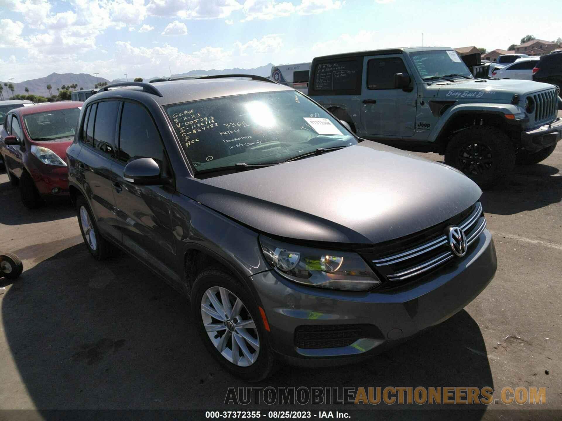 WVGAV7AX2JK005793 VOLKSWAGEN TIGUAN LIMITED 2018