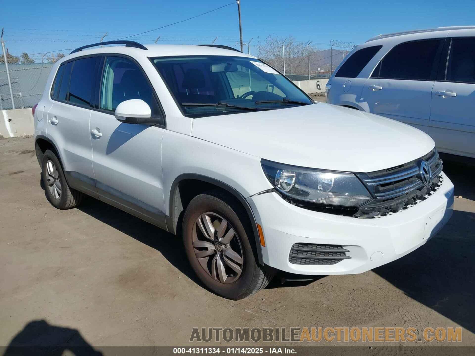 WVGAV7AX3FW609921 VOLKSWAGEN TIGUAN 2015