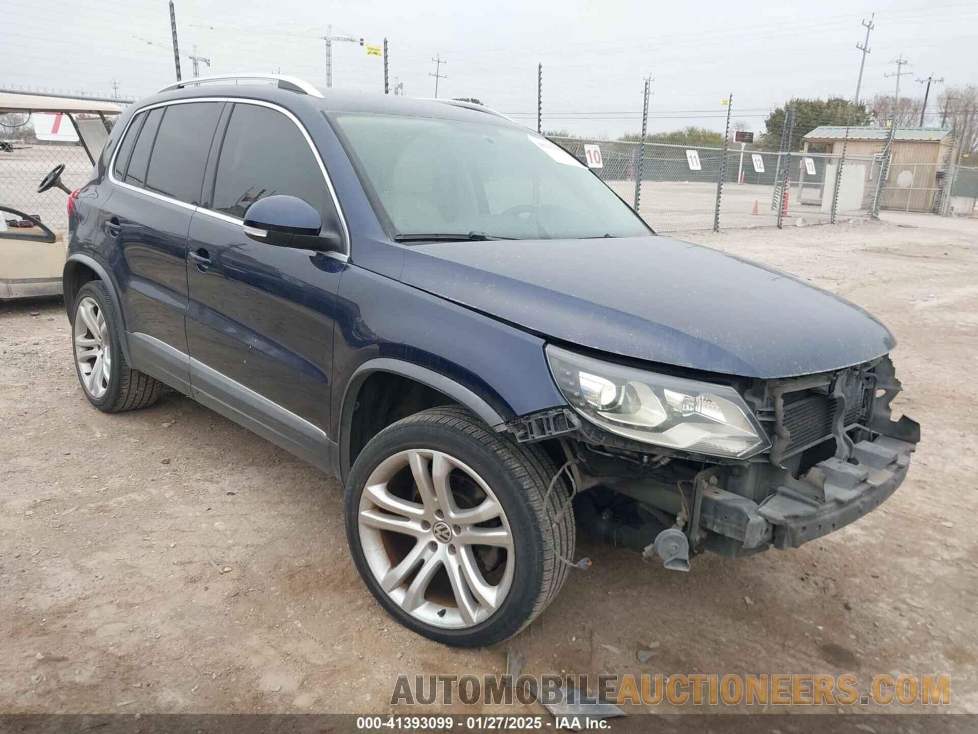 WVGAV7AX4CW557212 VOLKSWAGEN TIGUAN 2012