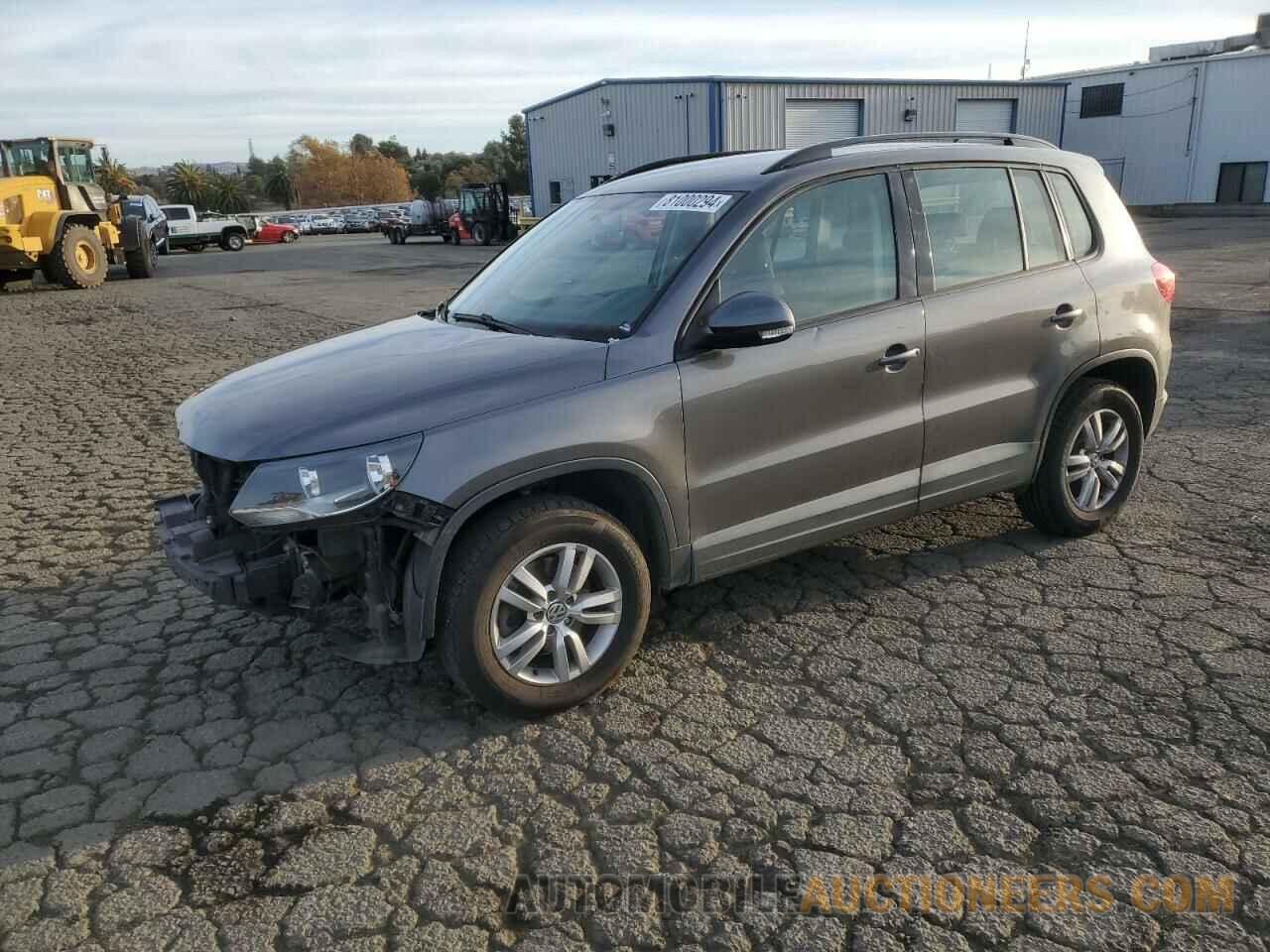 WVGAV7AX4FW551334 VOLKSWAGEN TIGUAN 2015