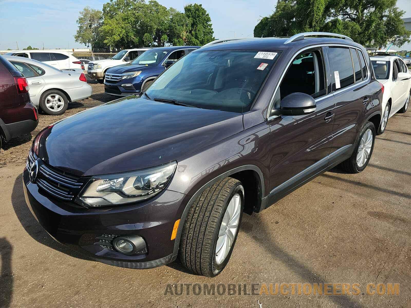 WVGAV7AX4GW571908 Volkswagen Tiguan 2016