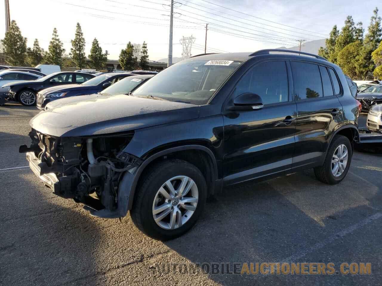 WVGAV7AX4HK002212 VOLKSWAGEN TIGUAN 2017