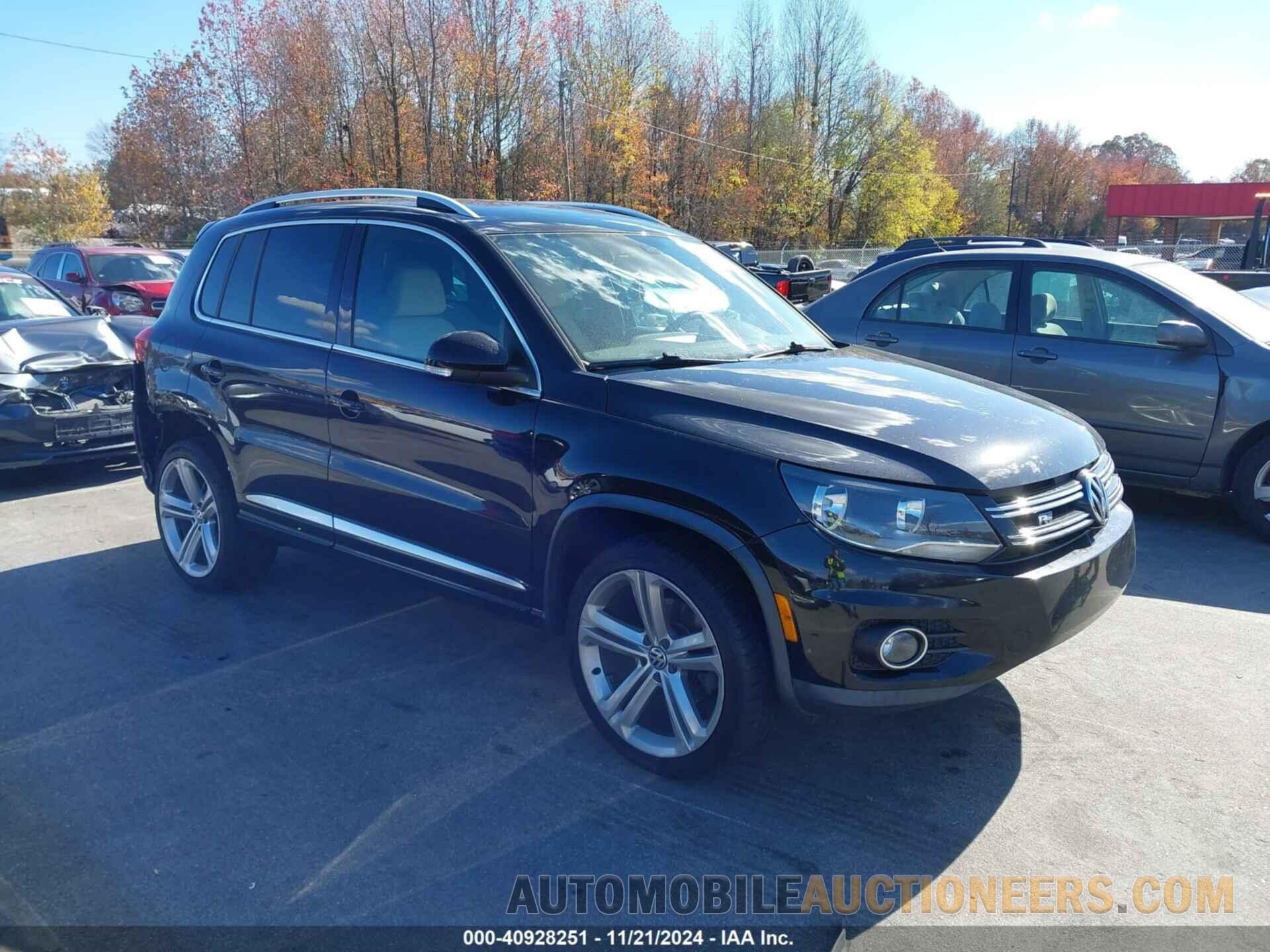 WVGAV7AX5GW047585 VOLKSWAGEN TIGUAN 2016