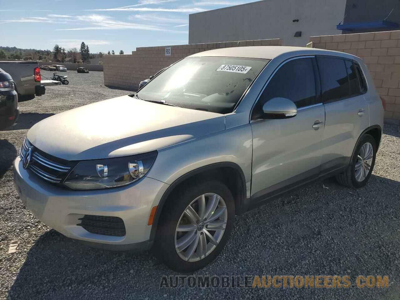 WVGAV7AX6DW519210 VOLKSWAGEN TIGUAN 2013