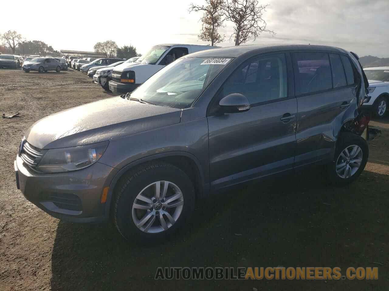 WVGAV7AX7CW002660 VOLKSWAGEN TIGUAN 2012