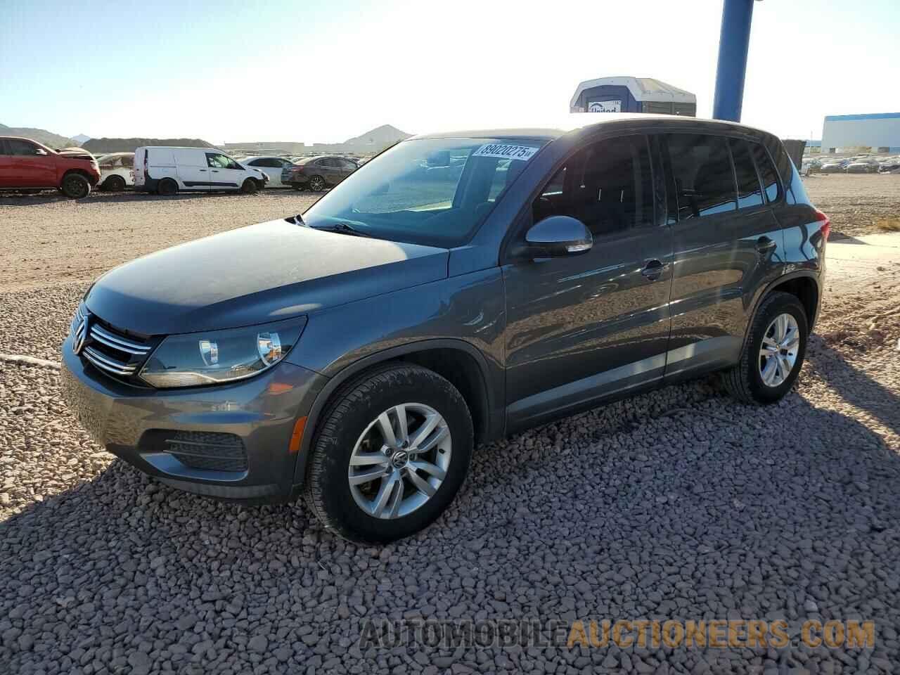 WVGAV7AX7CW004750 VOLKSWAGEN TIGUAN 2012