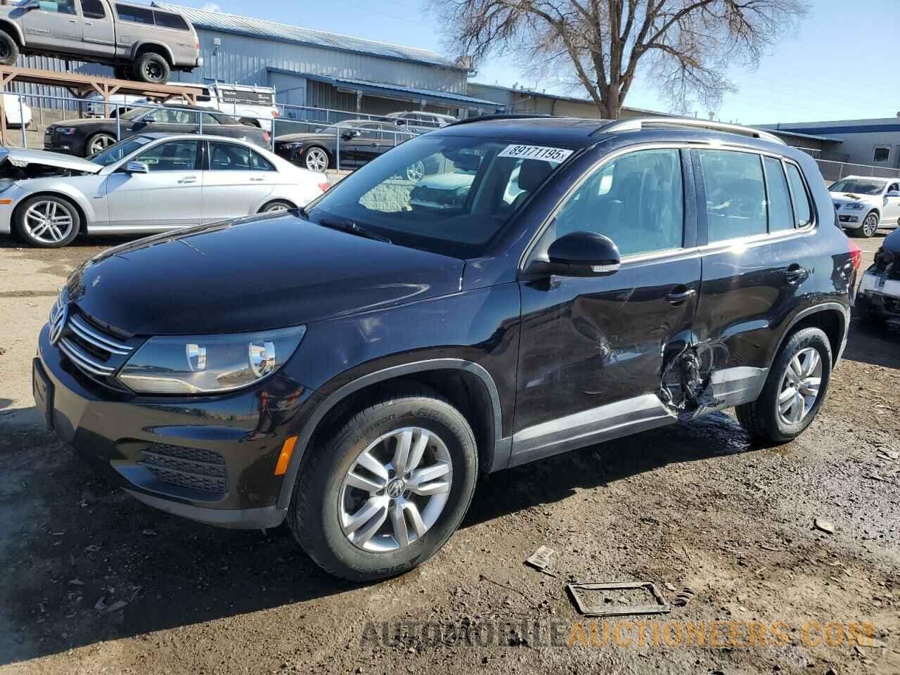 WVGAV7AX7GW602052 VOLKSWAGEN TIGUAN 2016