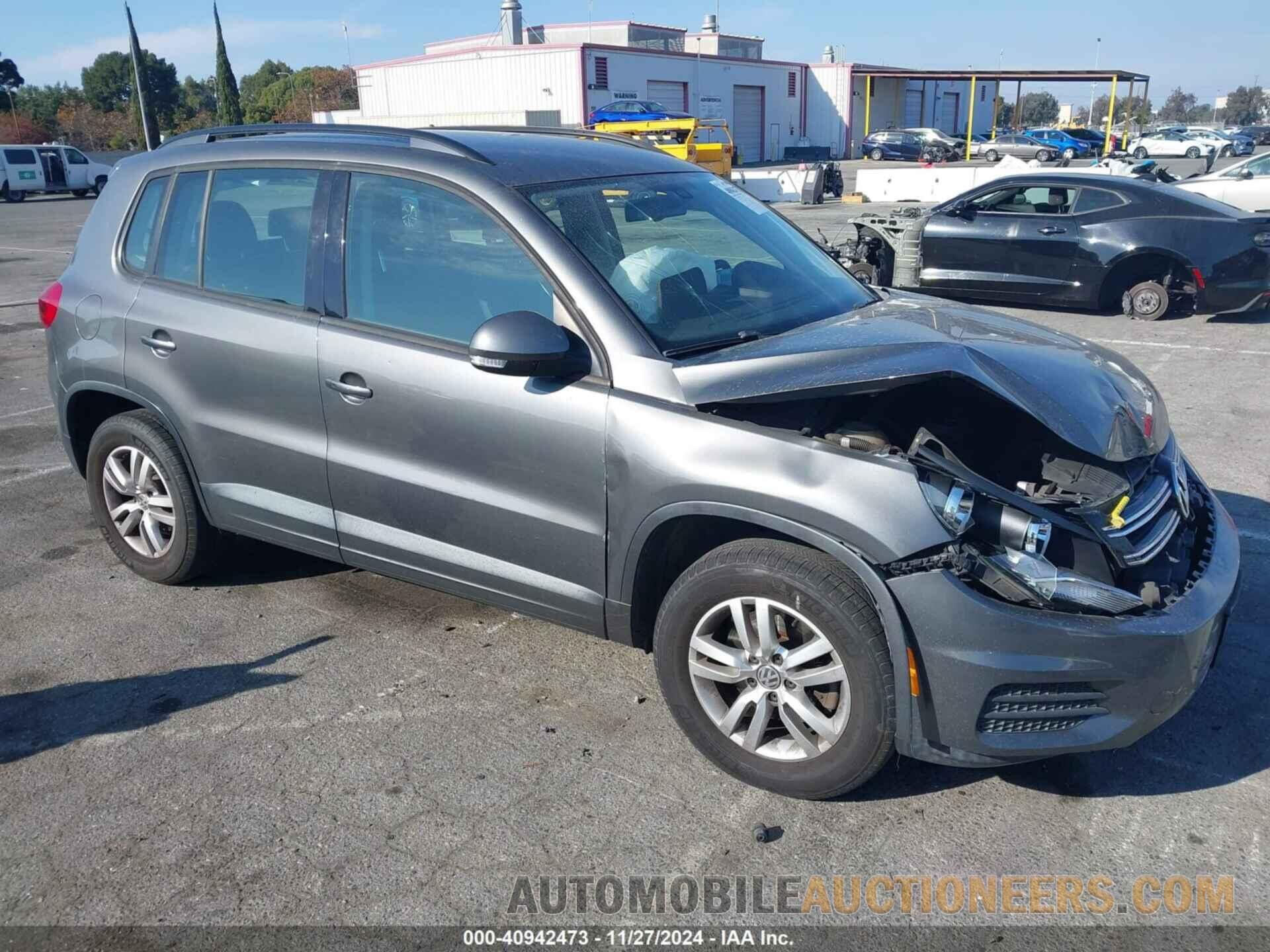 WVGAV7AX7HK024480 VOLKSWAGEN TIGUAN 2017