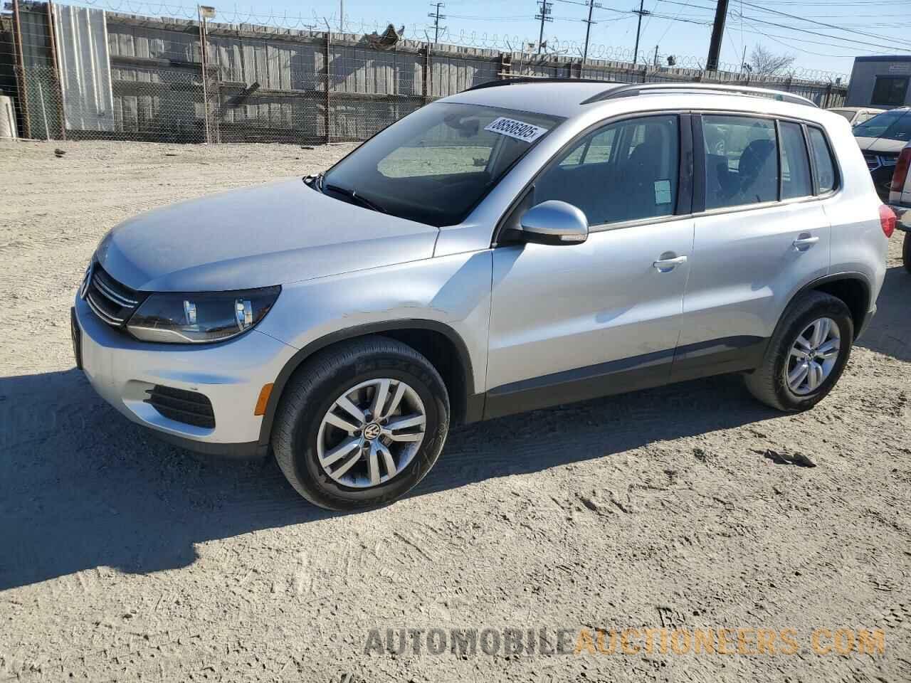 WVGAV7AX7HK025824 VOLKSWAGEN TIGUAN 2017