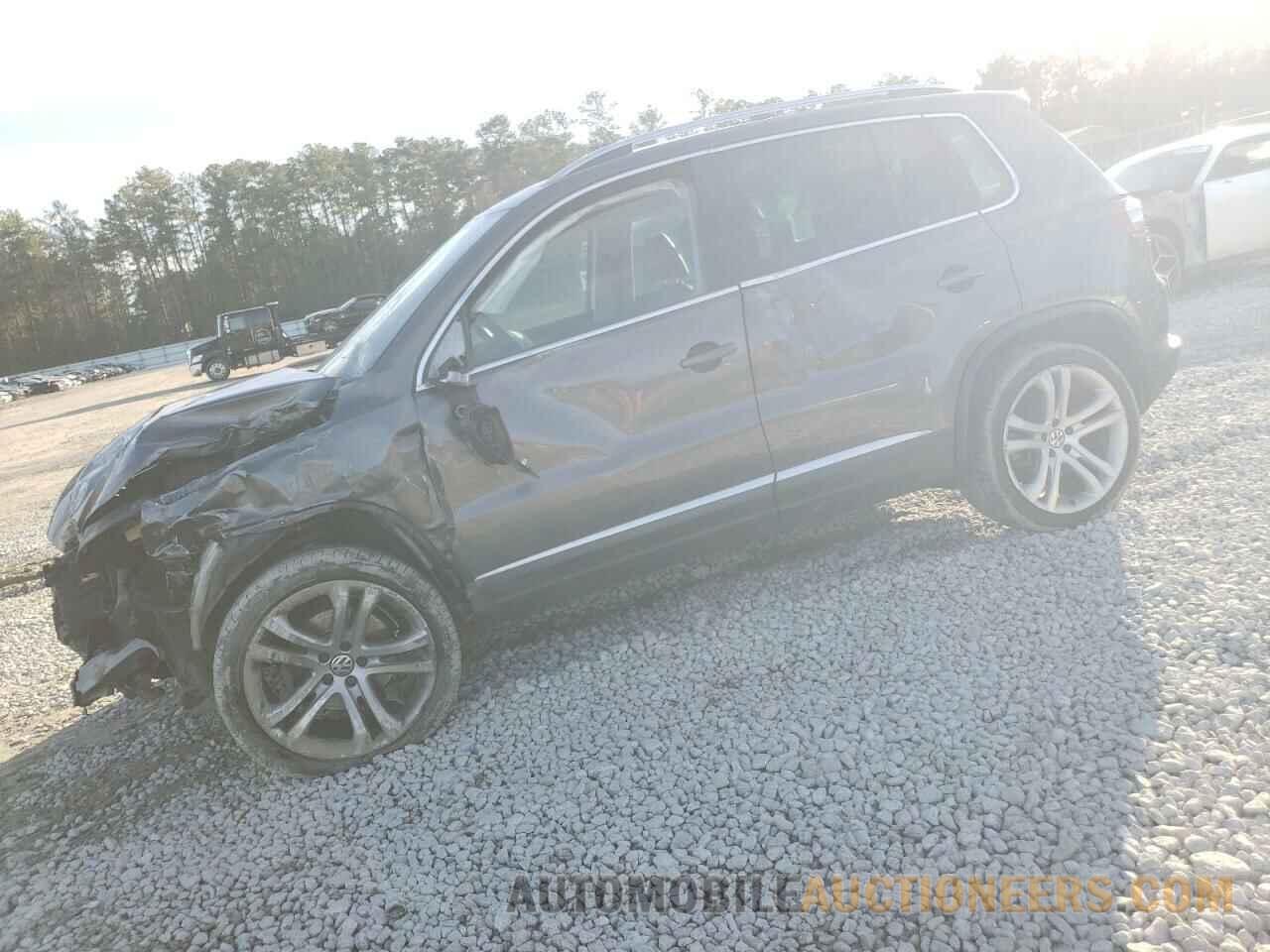 WVGAV7AX8GW523425 VOLKSWAGEN TIGUAN 2016