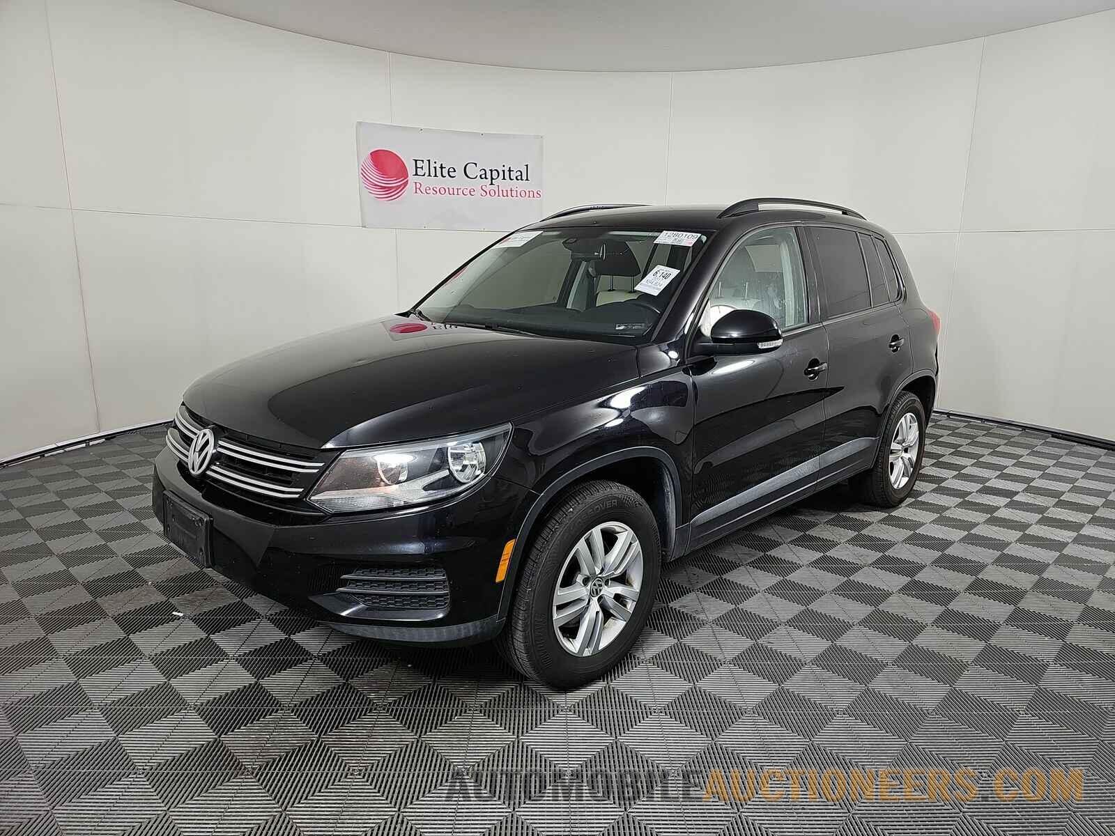 WVGAV7AX8HK001869 Volkswagen Tiguan 2017