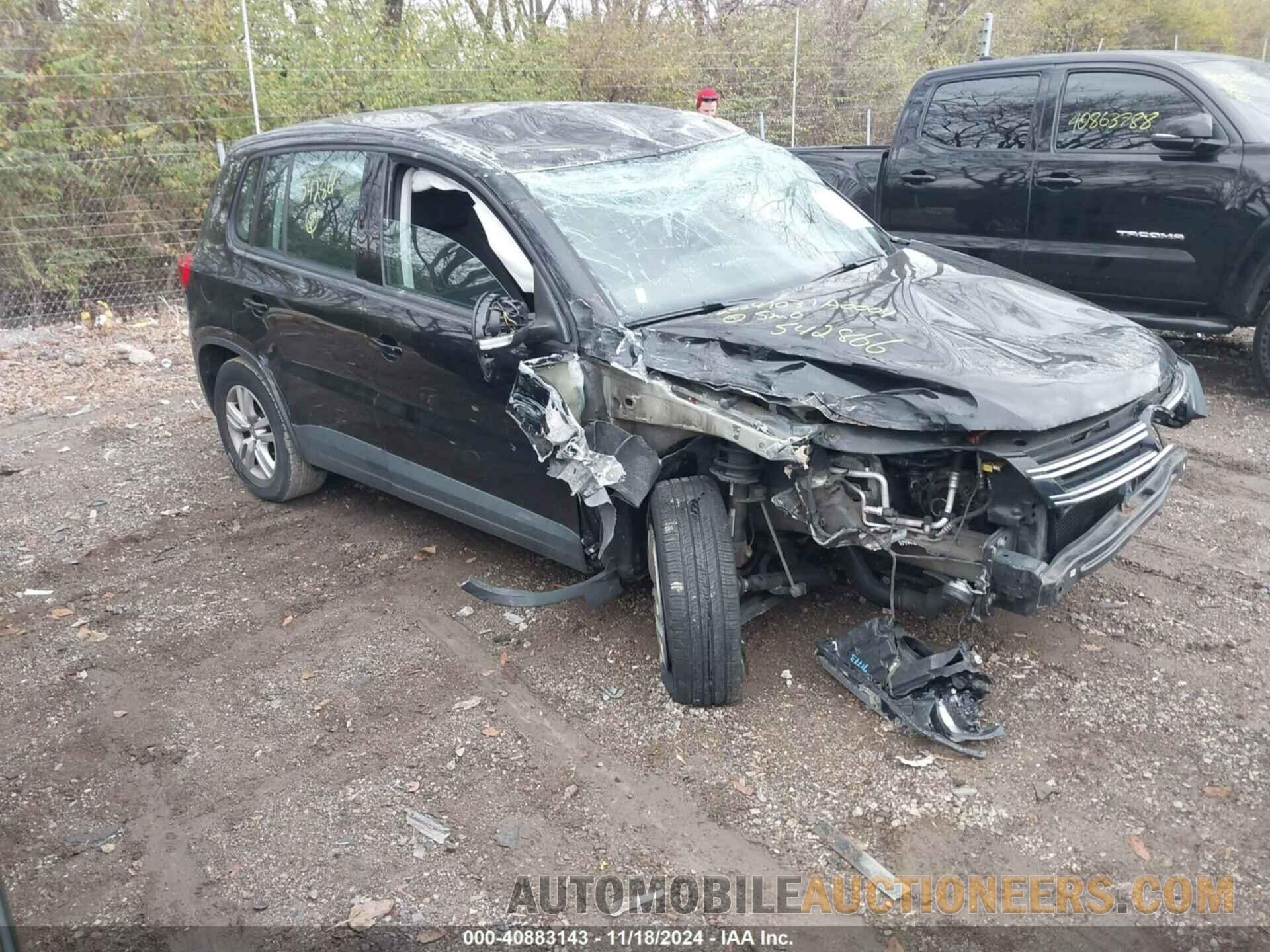 WVGAV7AX9CW542866 VOLKSWAGEN TIGUAN 2012