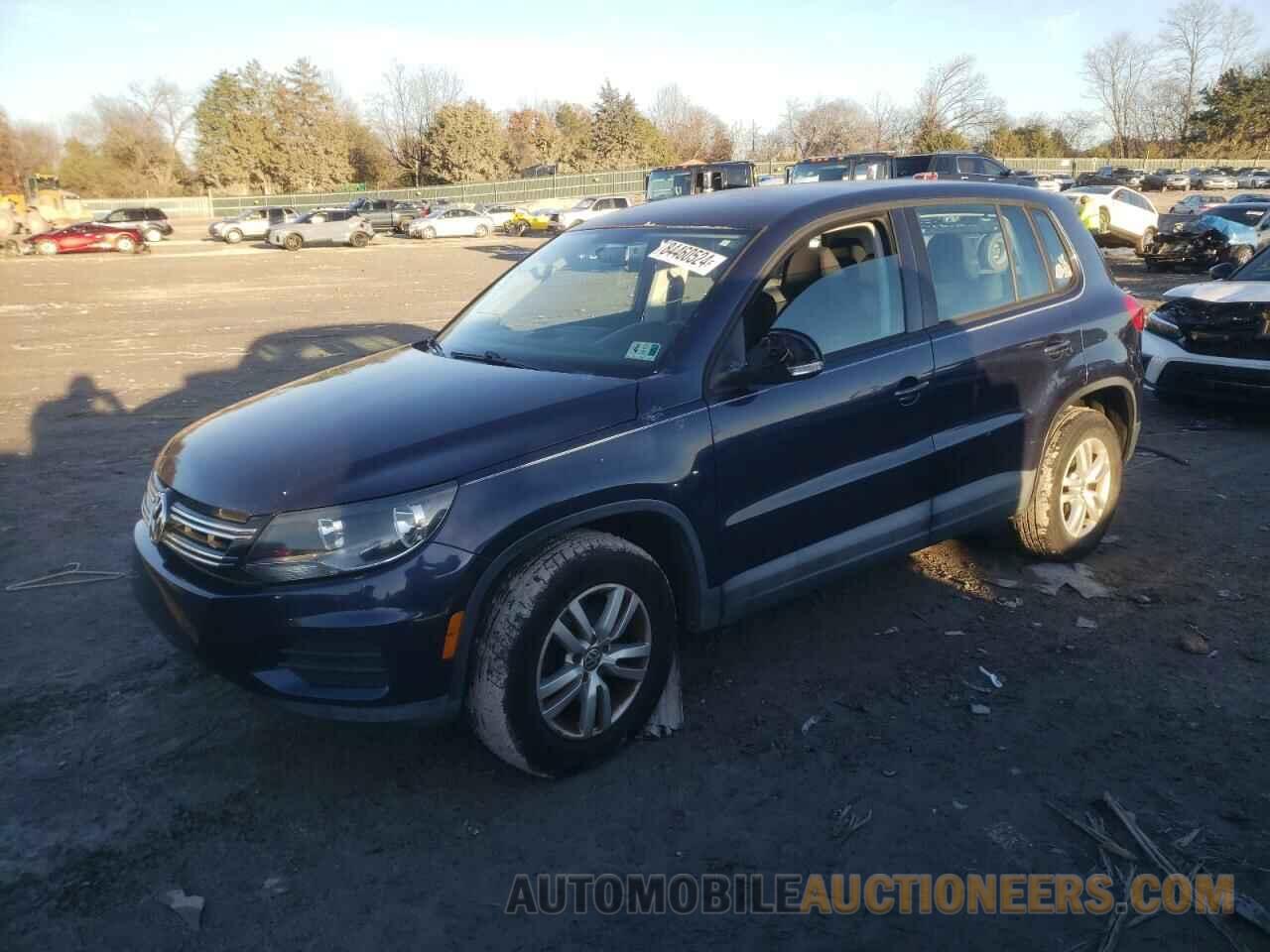 WVGAV7AX9CW564544 VOLKSWAGEN TIGUAN 2012