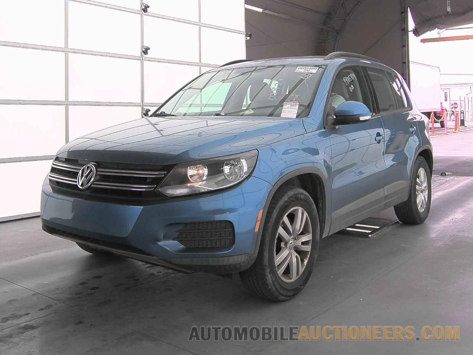 WVGAV7AX9HK028286 Volkswagen Tiguan 2017