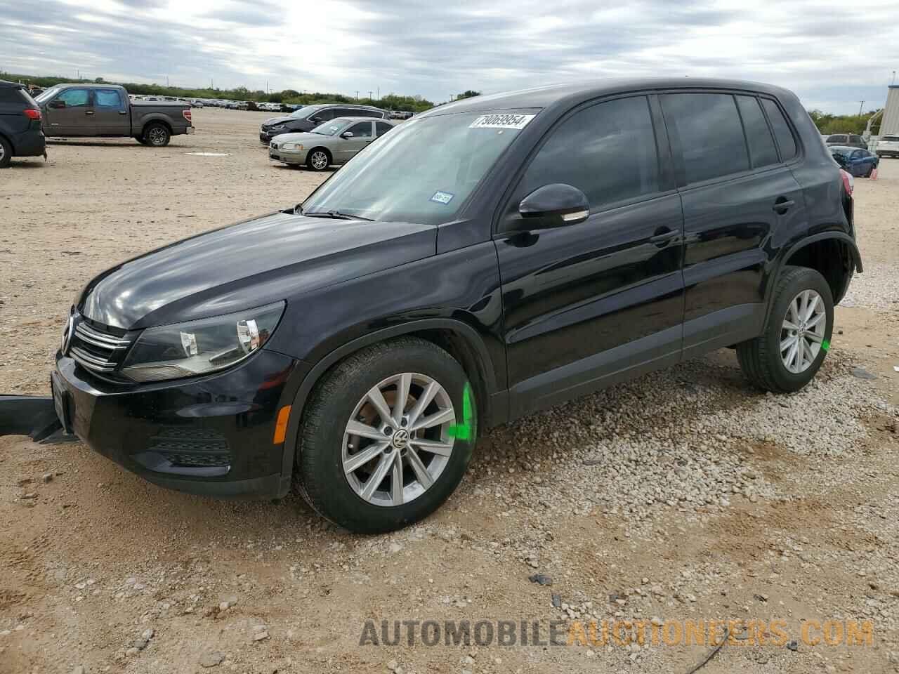 WVGAV7AX9JK000087 VOLKSWAGEN TIGUAN LIM 2018