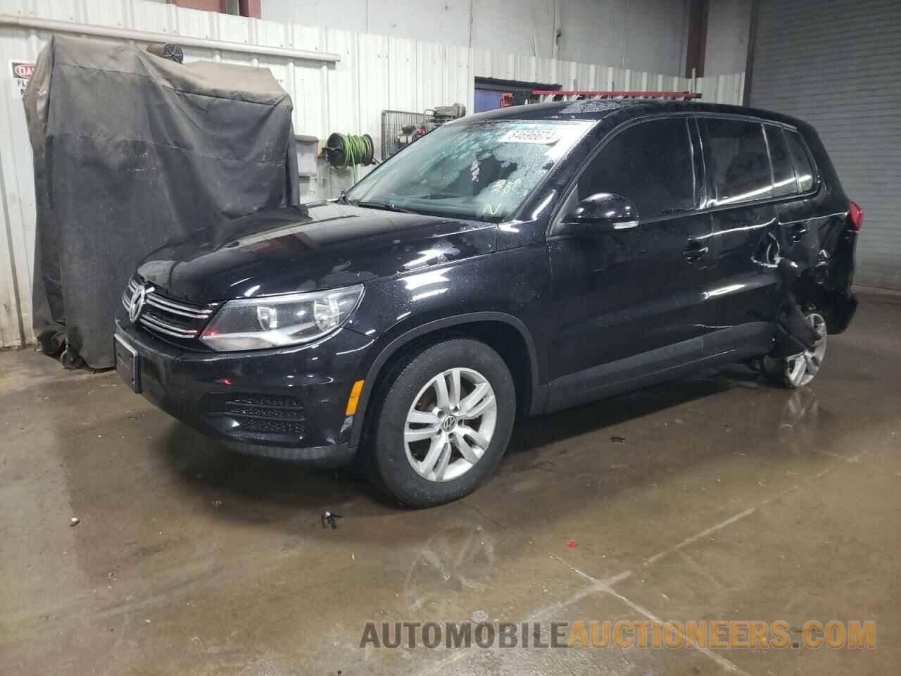 WVGAV7AXXCW606932 VOLKSWAGEN TIGUAN 2012