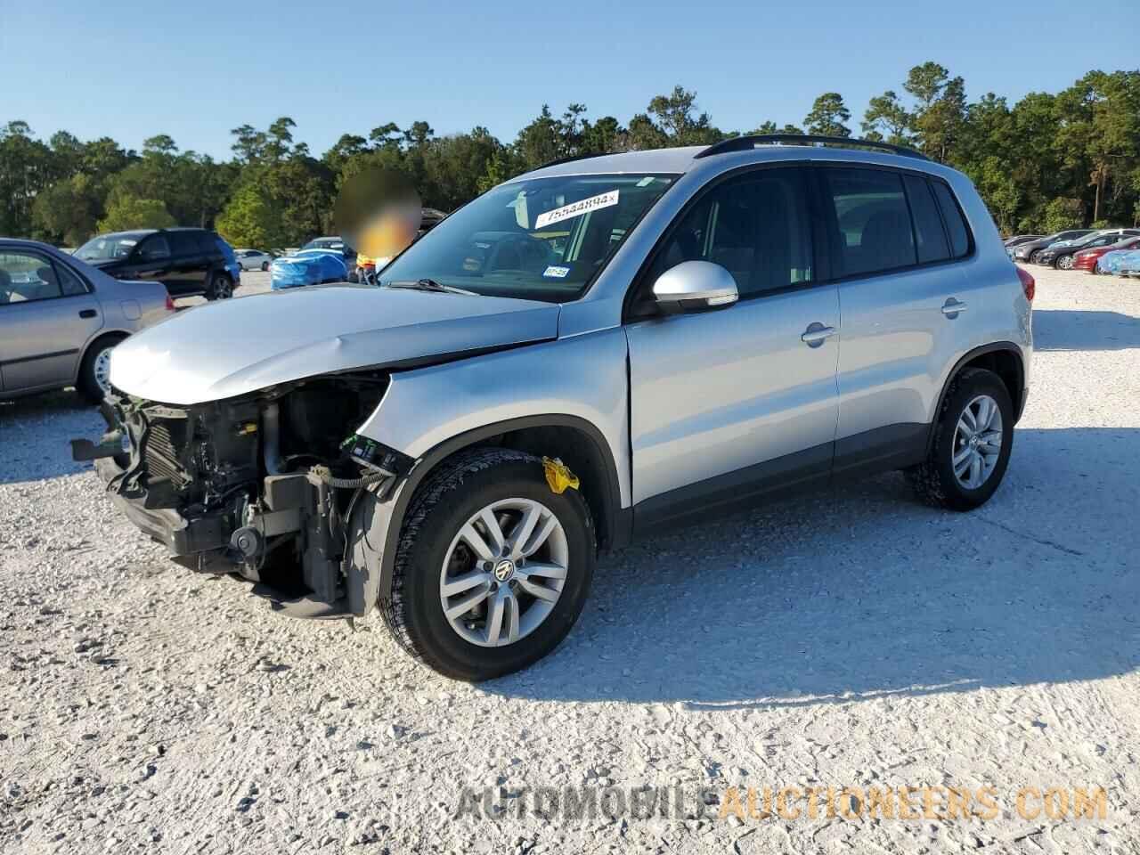 WVGAV7AXXHK024280 VOLKSWAGEN TIGUAN 2017