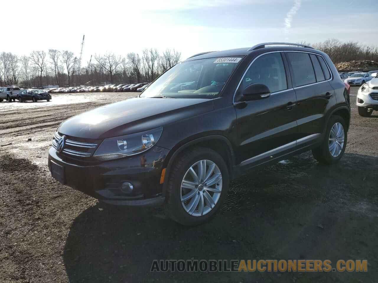 WVGBV3AX2EW562098 VOLKSWAGEN TIGUAN 2014