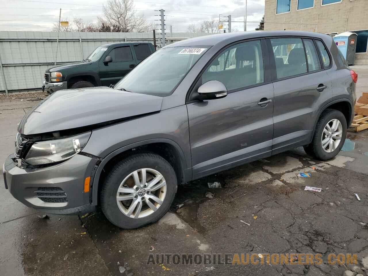 WVGBV3AX4DW561078 VOLKSWAGEN TIGUAN 2013