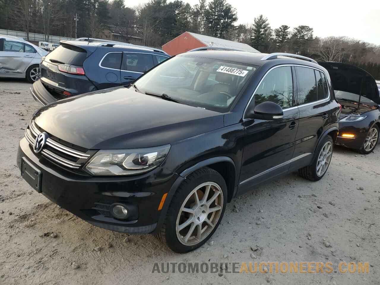 WVGBV3AX8DW604028 VOLKSWAGEN TIGUAN 2013