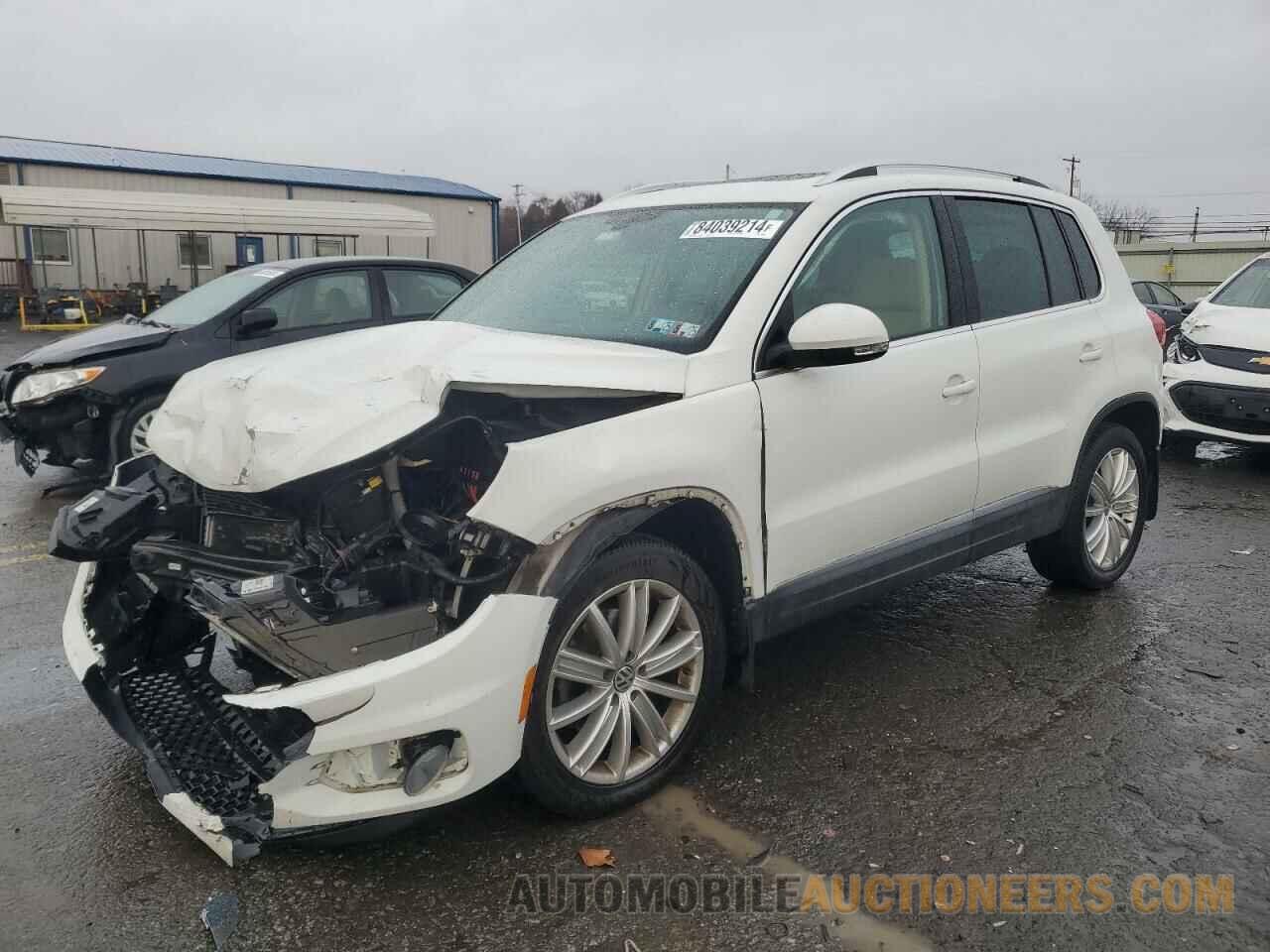 WVGBV7AX0GW585003 VOLKSWAGEN TIGUAN 2016