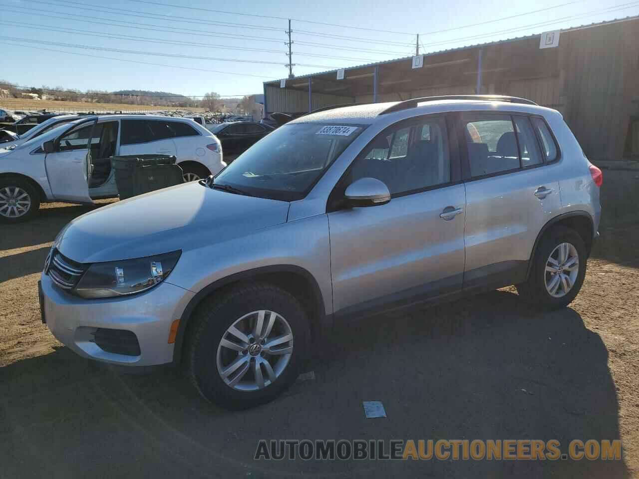 WVGBV7AX1HK041800 VOLKSWAGEN TIGUAN 2017