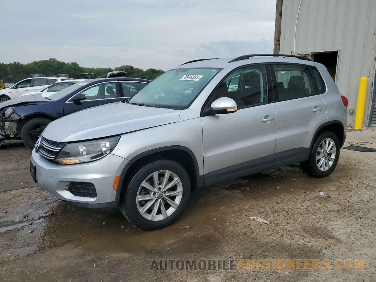 WVGBV7AX1HK051193 VOLKSWAGEN TIGUAN 2017