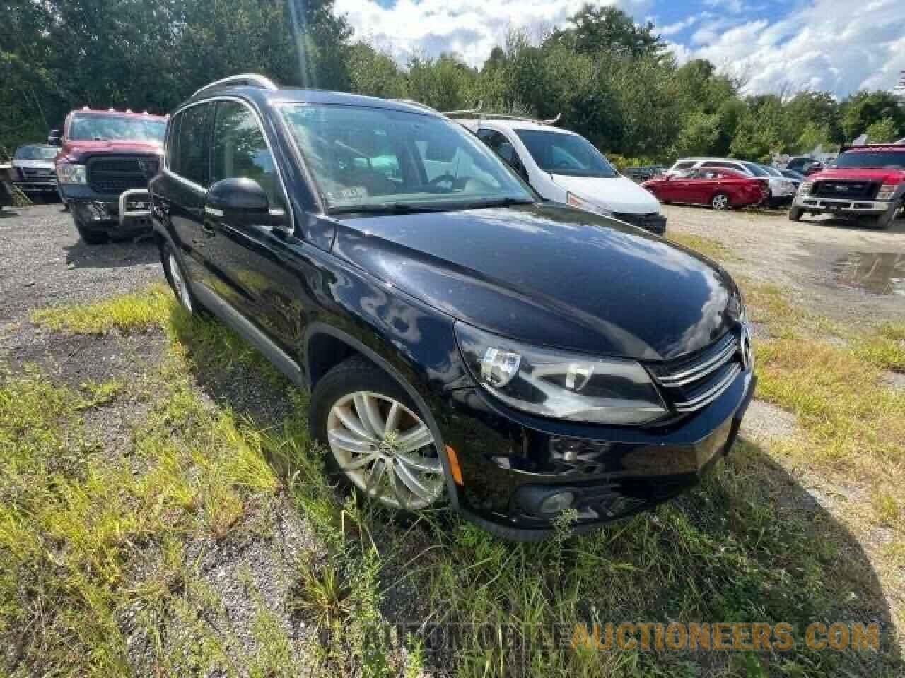 WVGBV7AX2FW567391 VOLKSWAGEN TIGUAN 2015