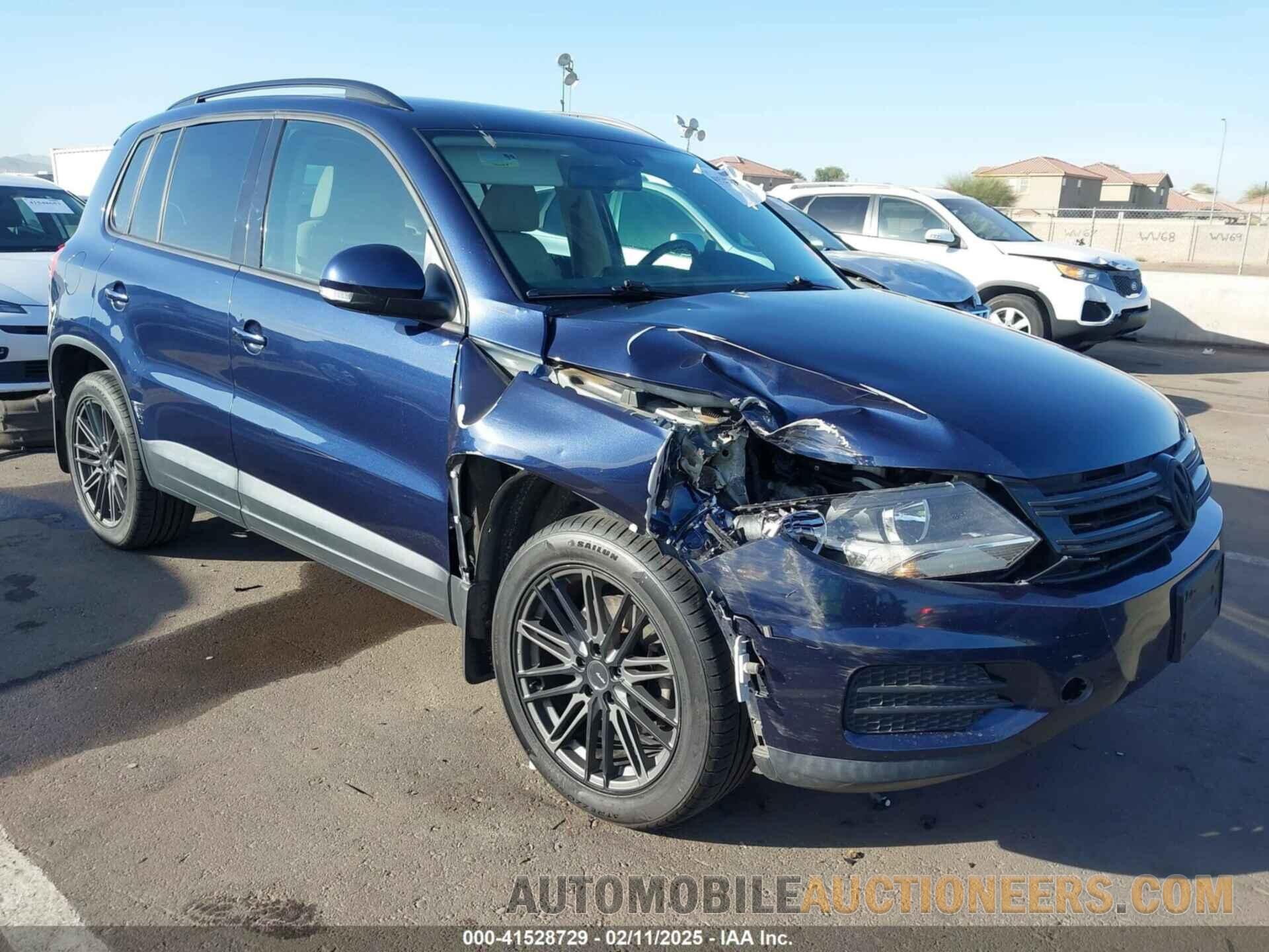 WVGBV7AX2GW562483 VOLKSWAGEN TIGUAN 2016