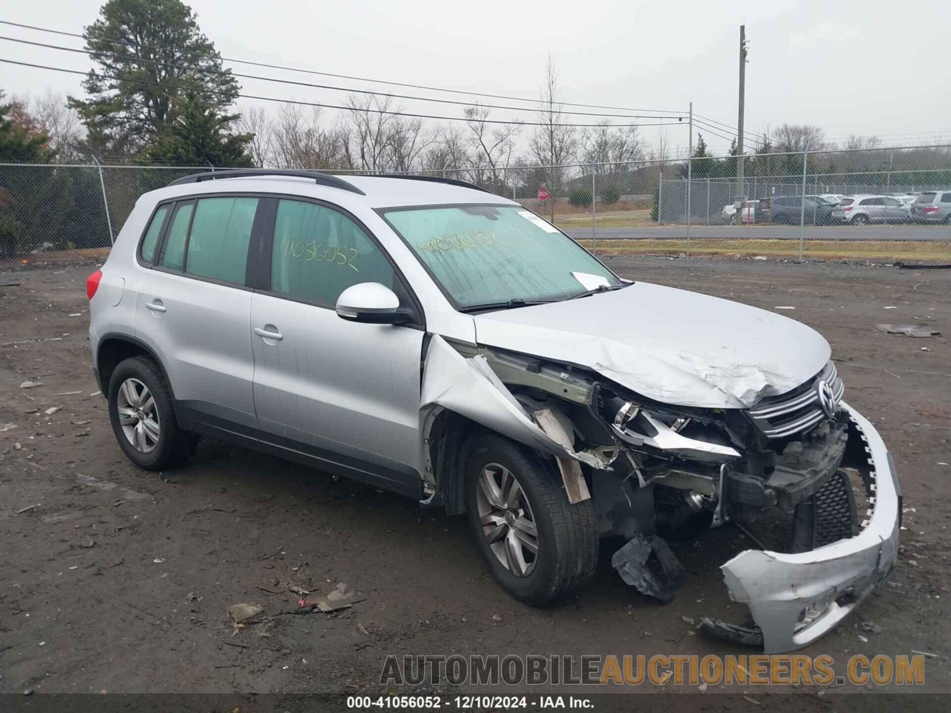 WVGBV7AX2GW587643 VOLKSWAGEN TIGUAN 2016