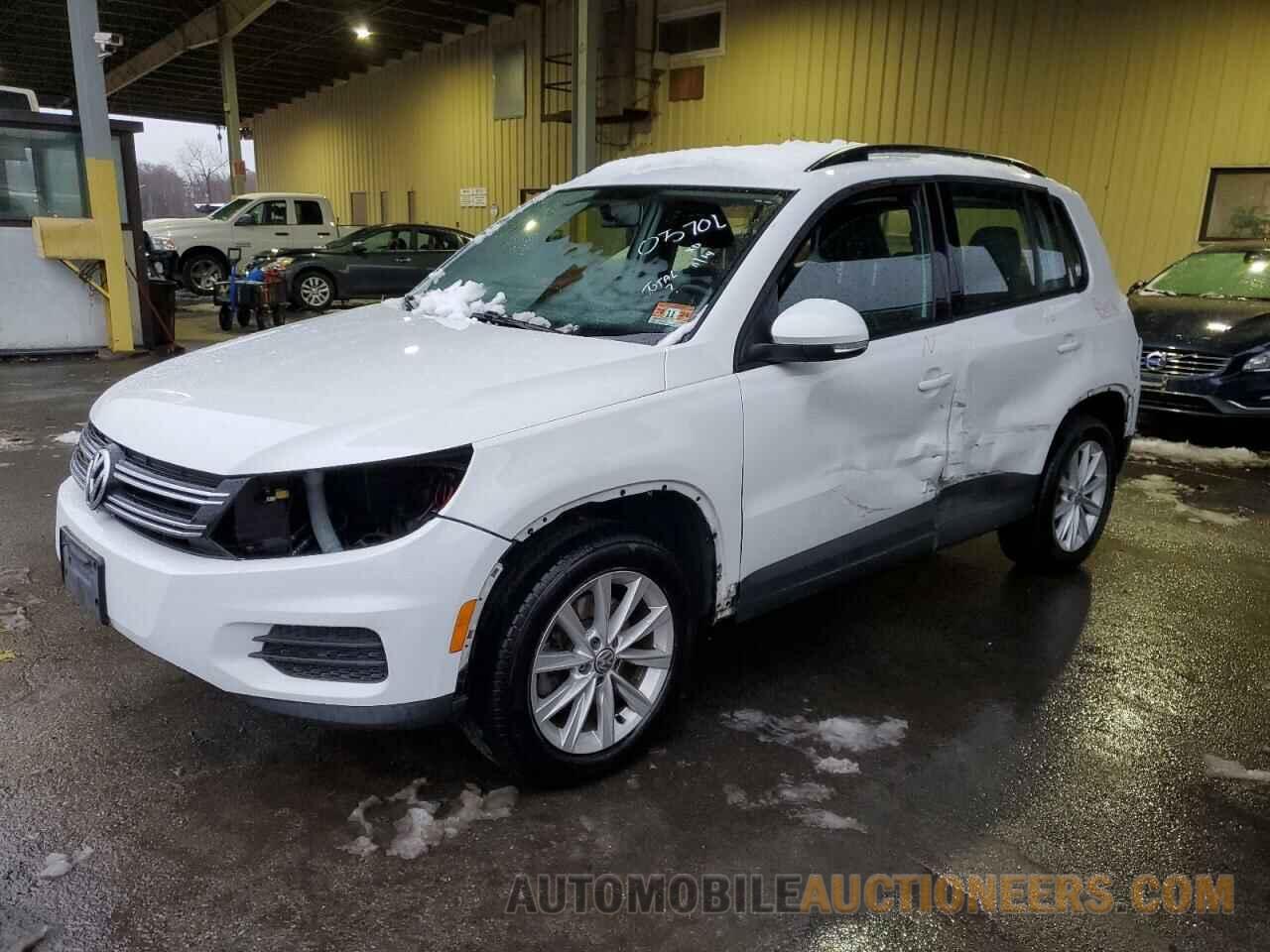 WVGBV7AX2HK044012 VOLKSWAGEN TIGUAN 2017