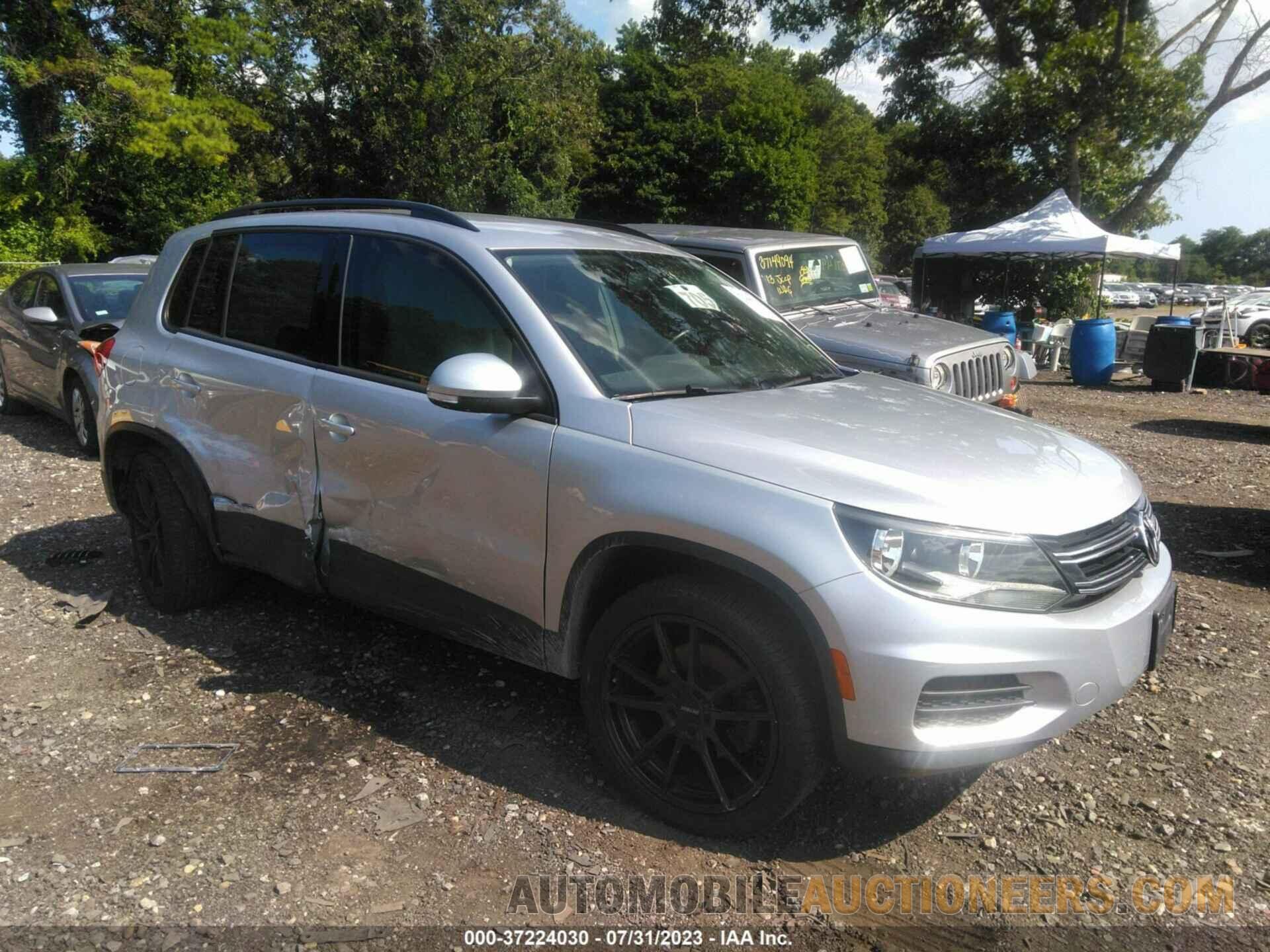 WVGBV7AX2JK005670 VOLKSWAGEN TIGUAN LIMITED 2018