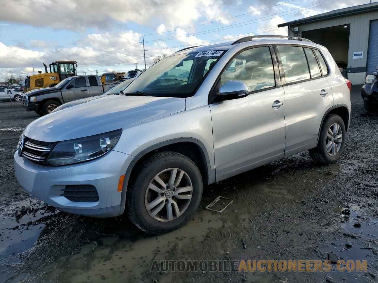 WVGBV7AX3FW115627 VOLKSWAGEN TIGUAN 2015