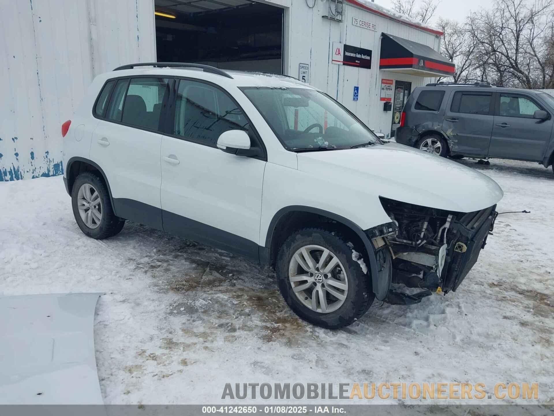 WVGBV7AX3HW509986 VOLKSWAGEN TIGUAN 2017