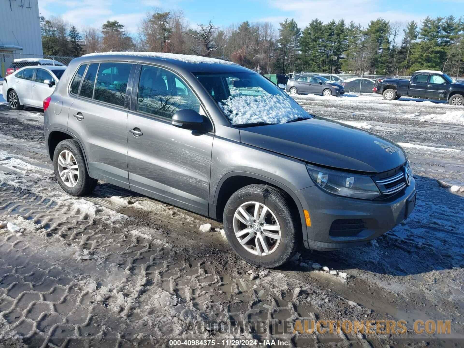 WVGBV7AX4DW534700 VOLKSWAGEN TIGUAN 2013