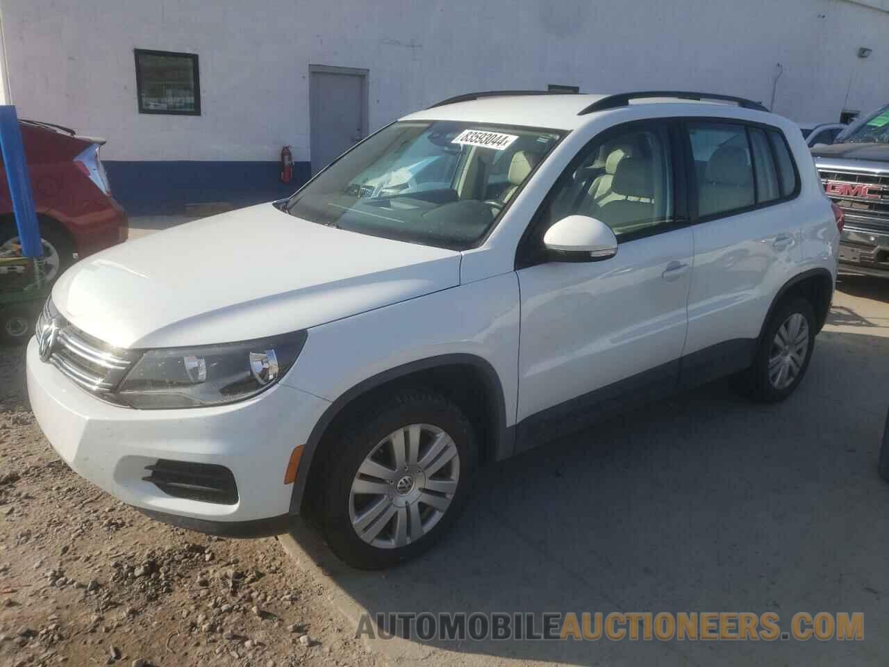 WVGBV7AX6GW550630 VOLKSWAGEN TIGUAN 2016